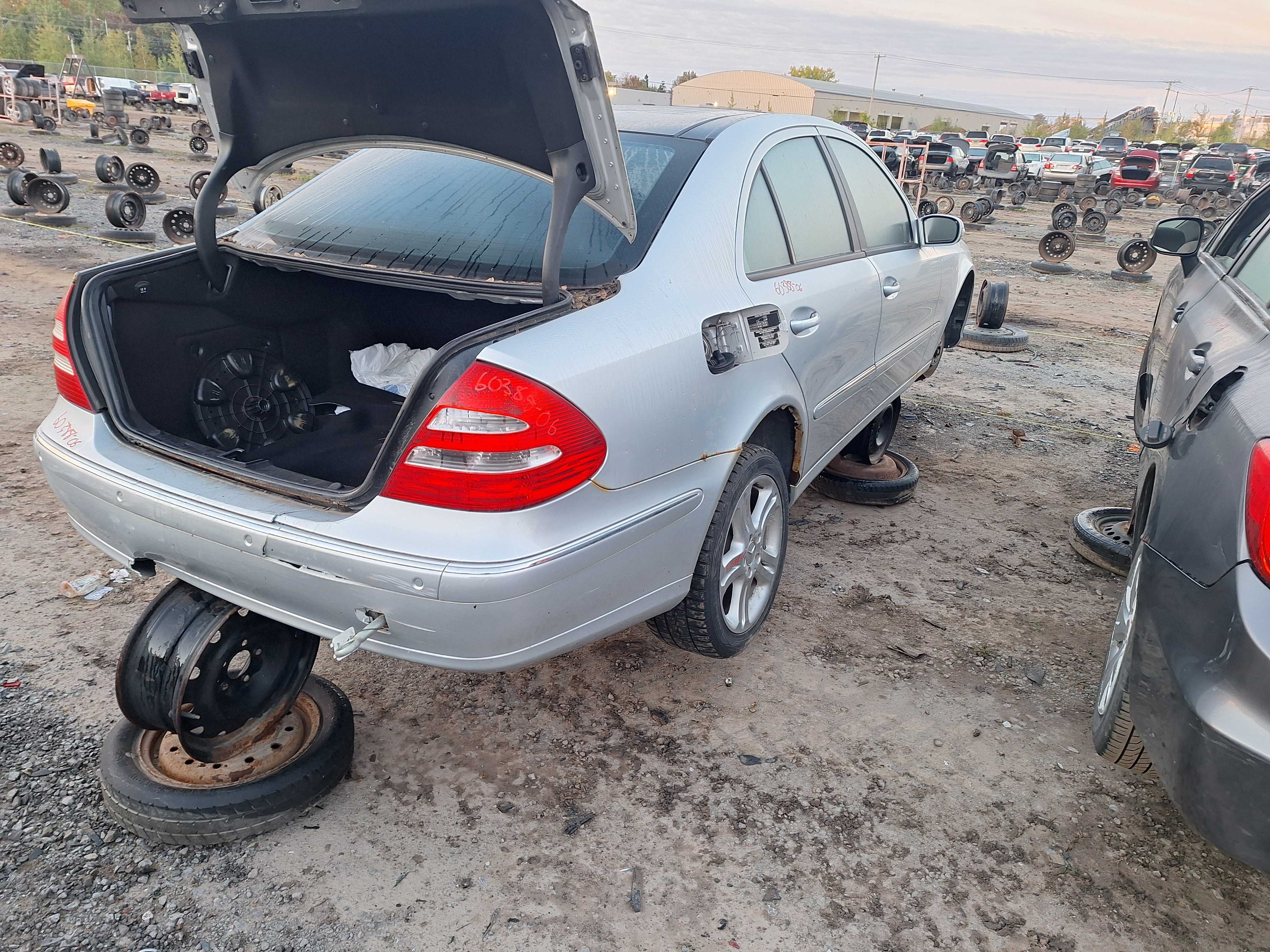MERCEDES-BENZ E-CLASS 2006
