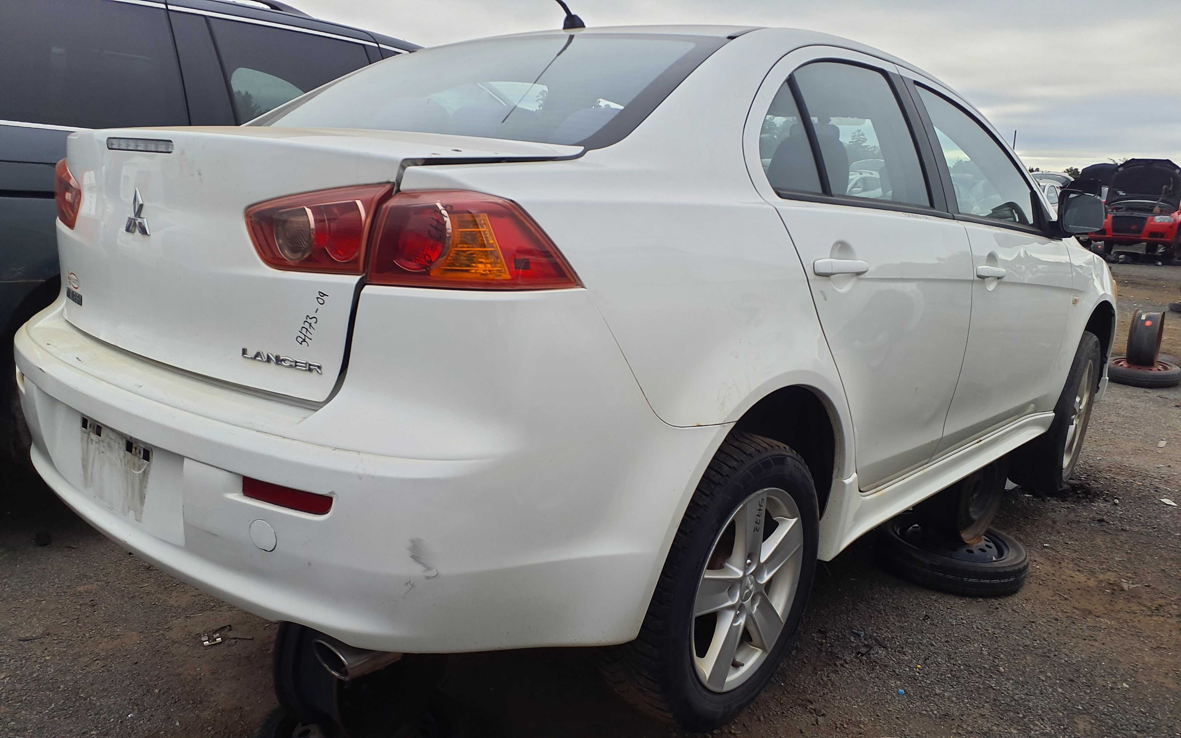 MITSUBISHI LANCER 2009