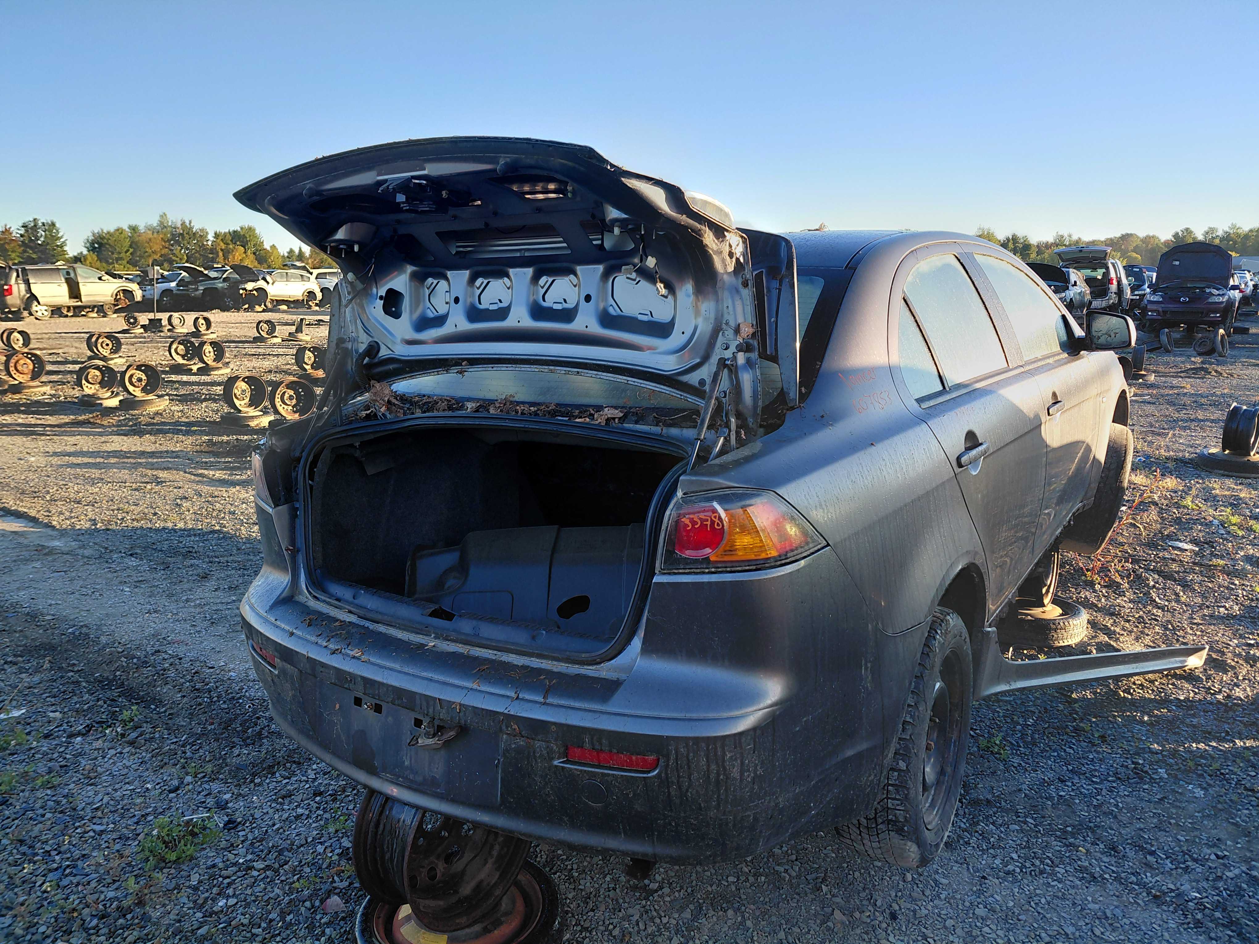 MITSUBISHI LANCER 2010