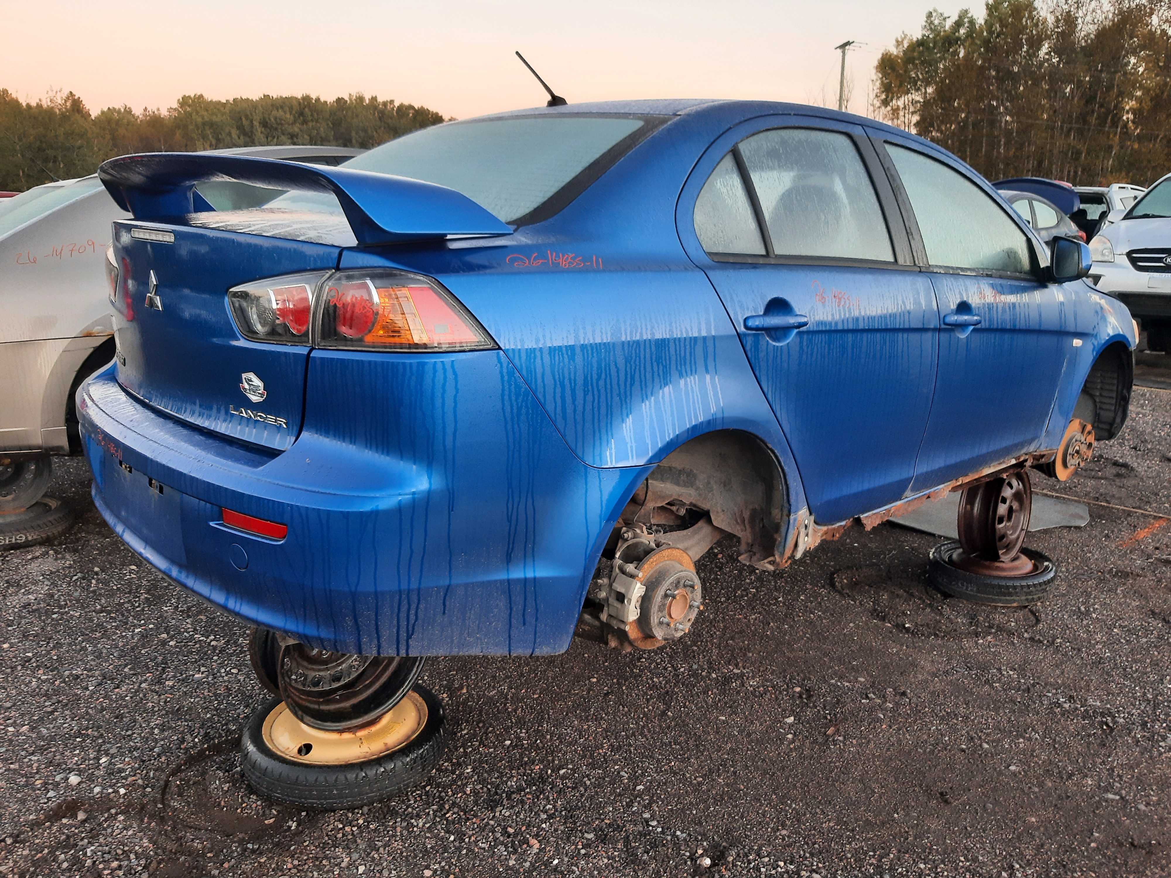 MITSUBISHI LANCER 2011