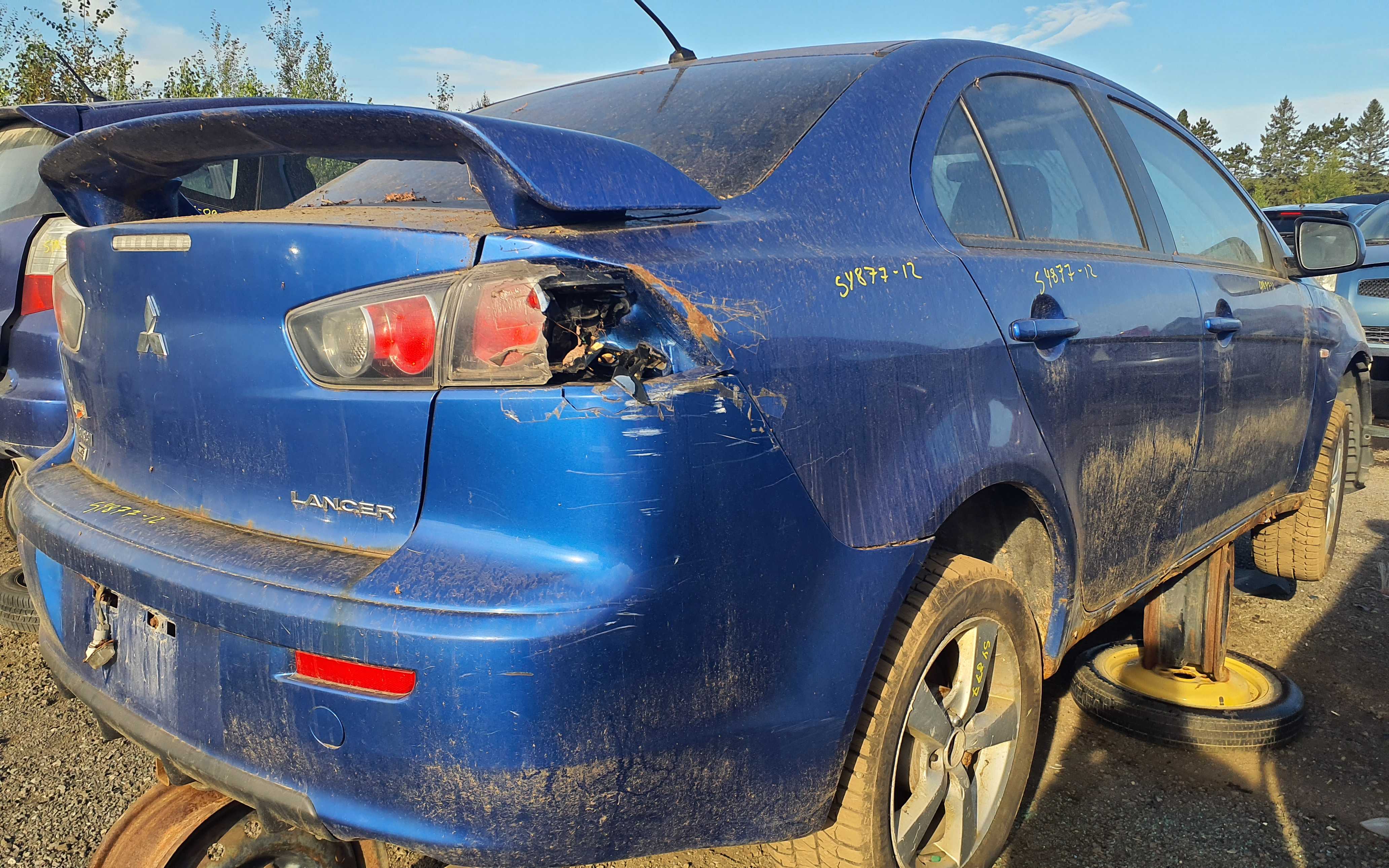 MITSUBISHI LANCER 2012