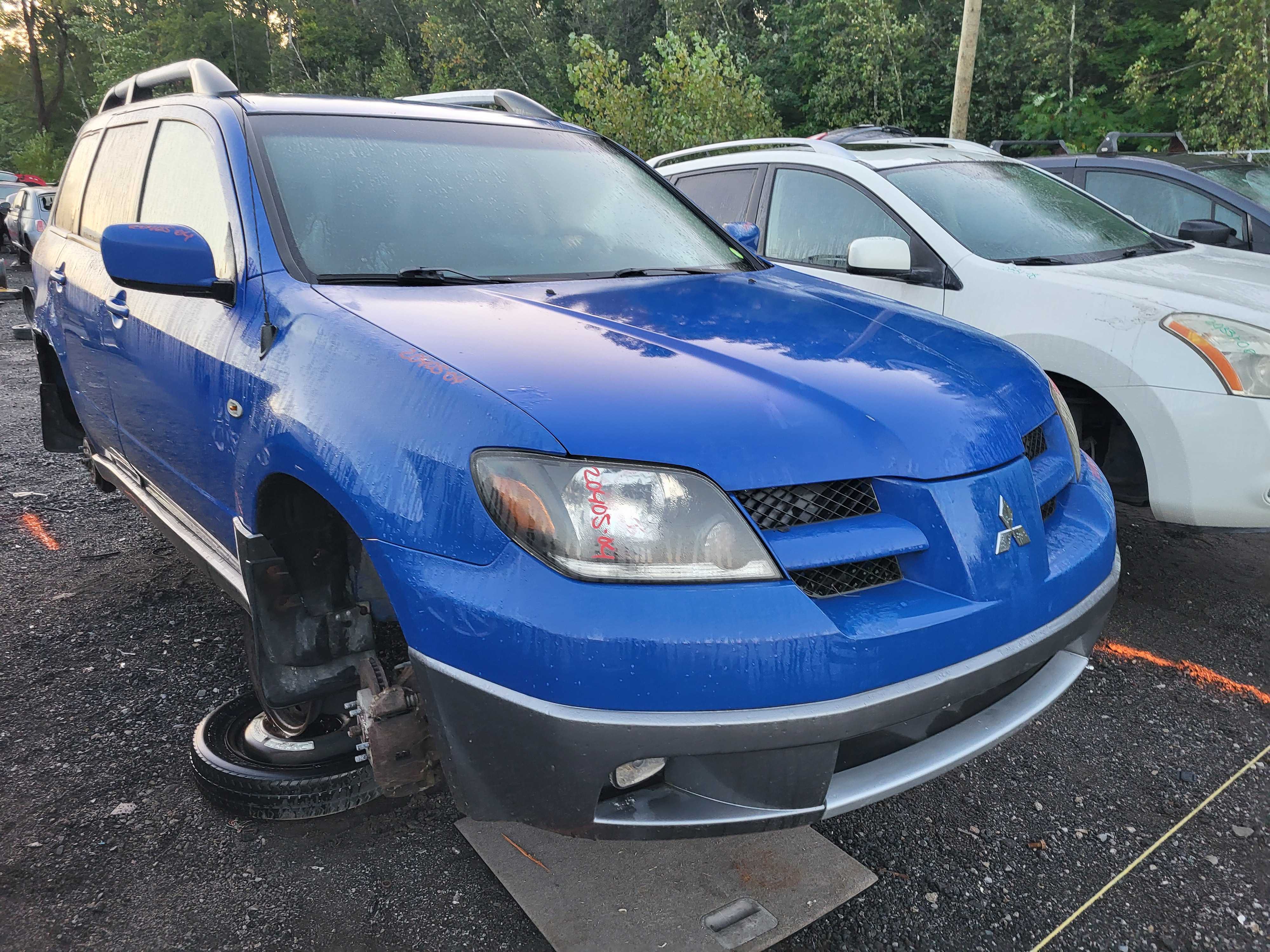 MITSUBISHI OUTLANDER 2004
