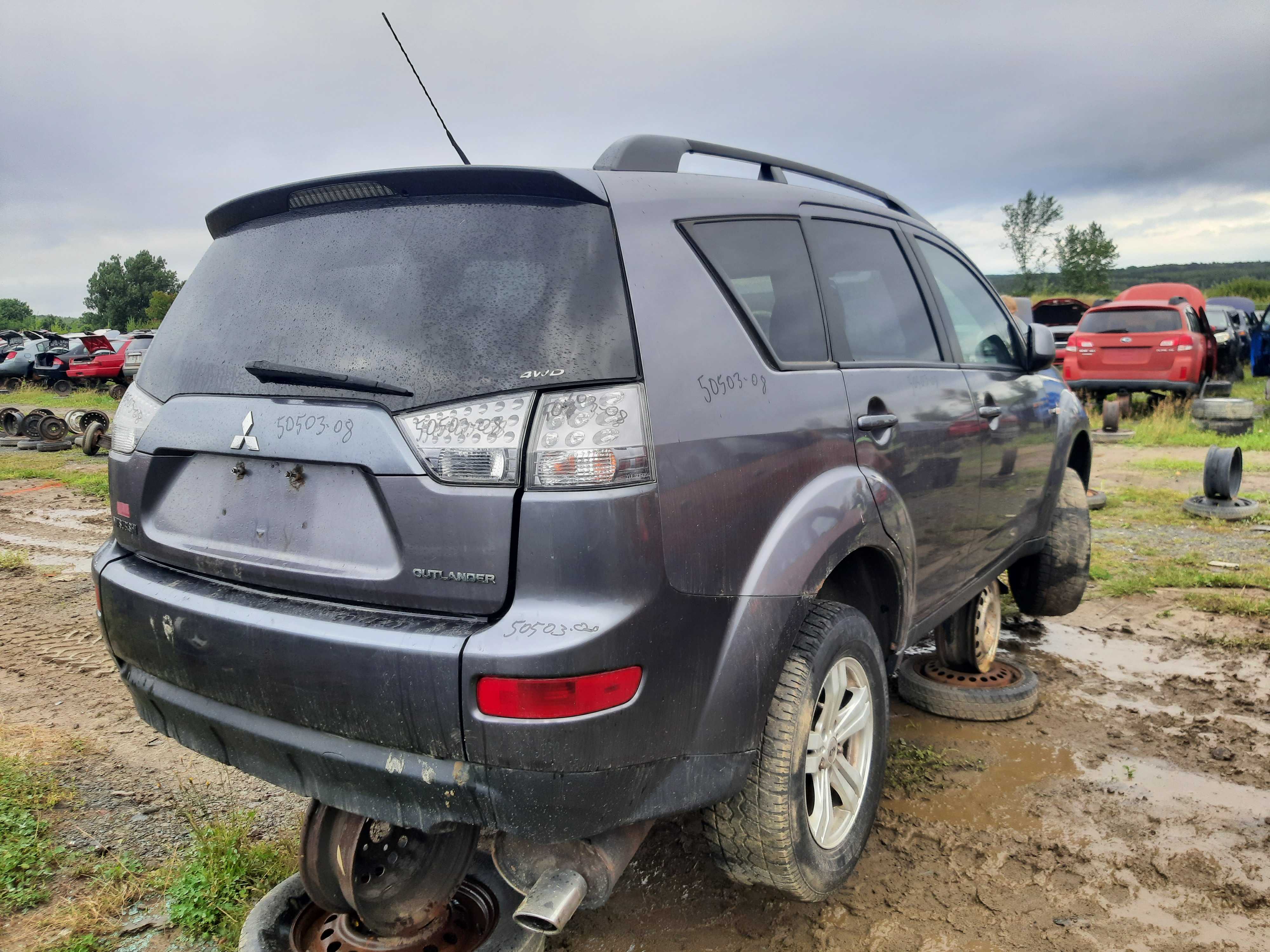 MITSUBISHI OUTLANDER 2008