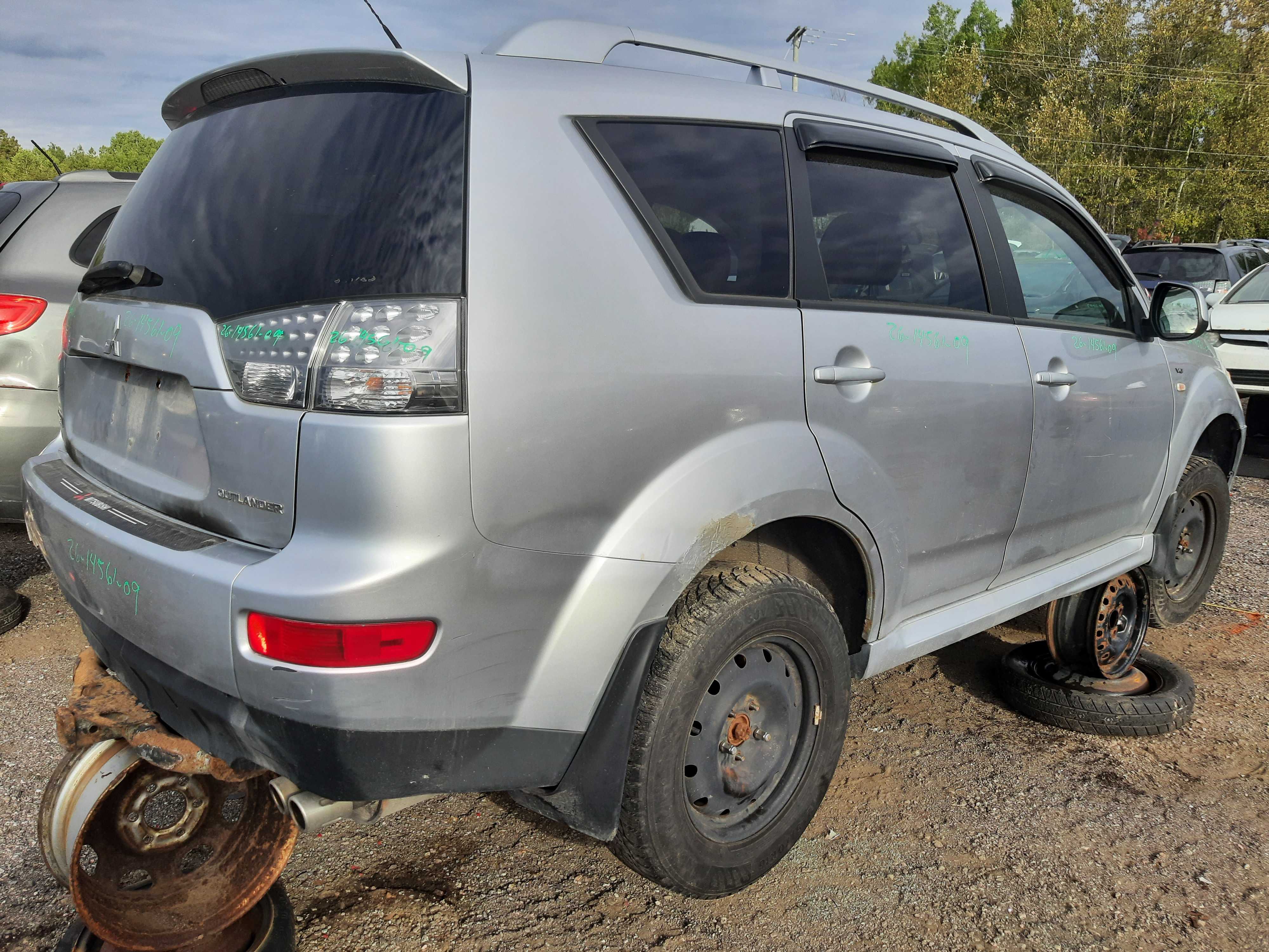 MITSUBISHI OUTLANDER 2009