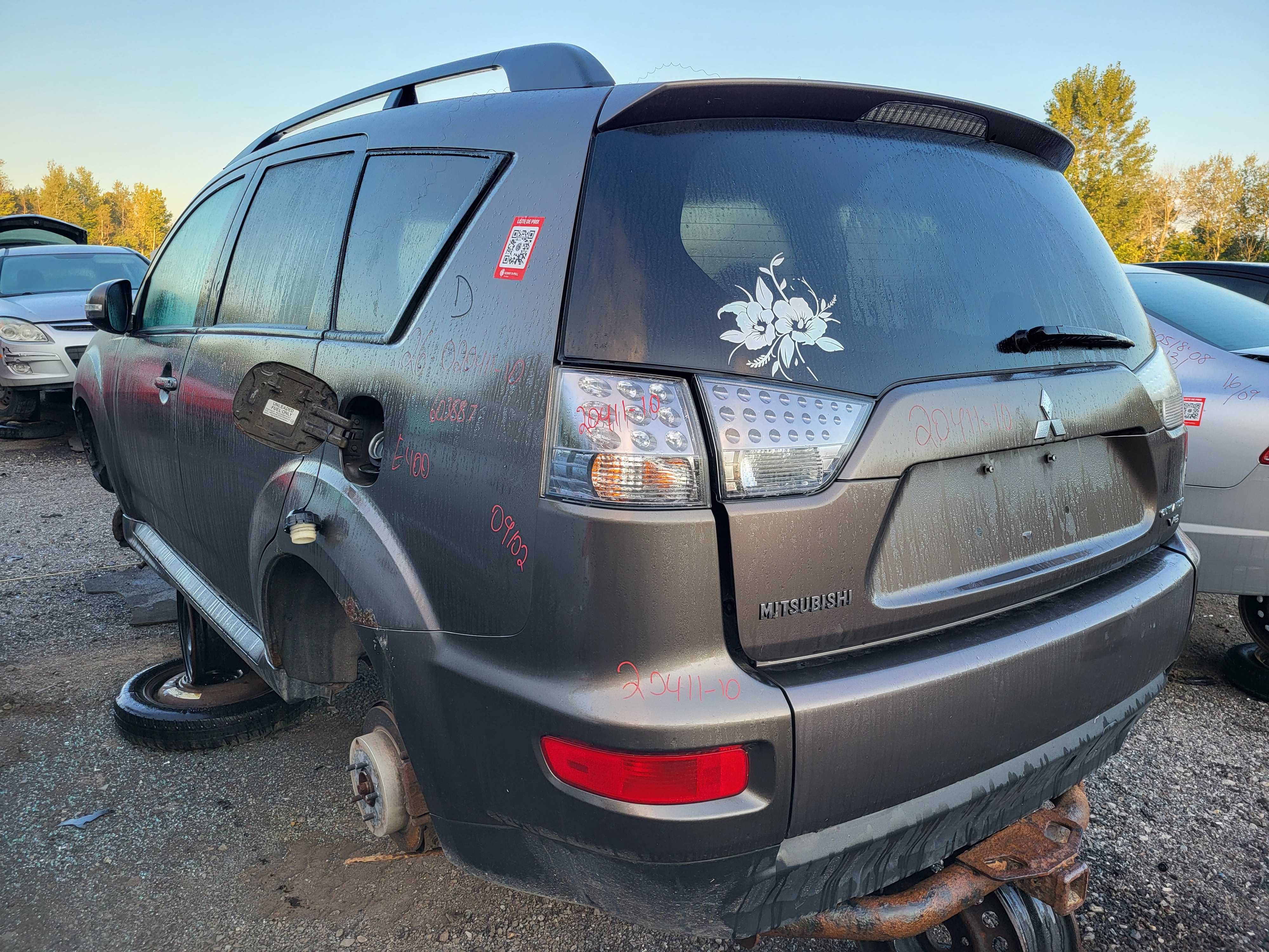 MITSUBISHI OUTLANDER 2010
