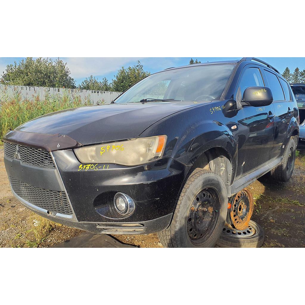 MITSUBISHI OUTLANDER 2011