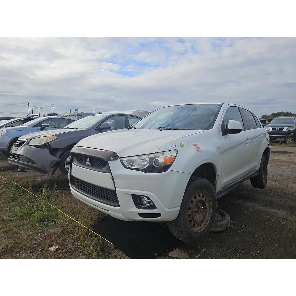 MITSUBISHI RVR 2011