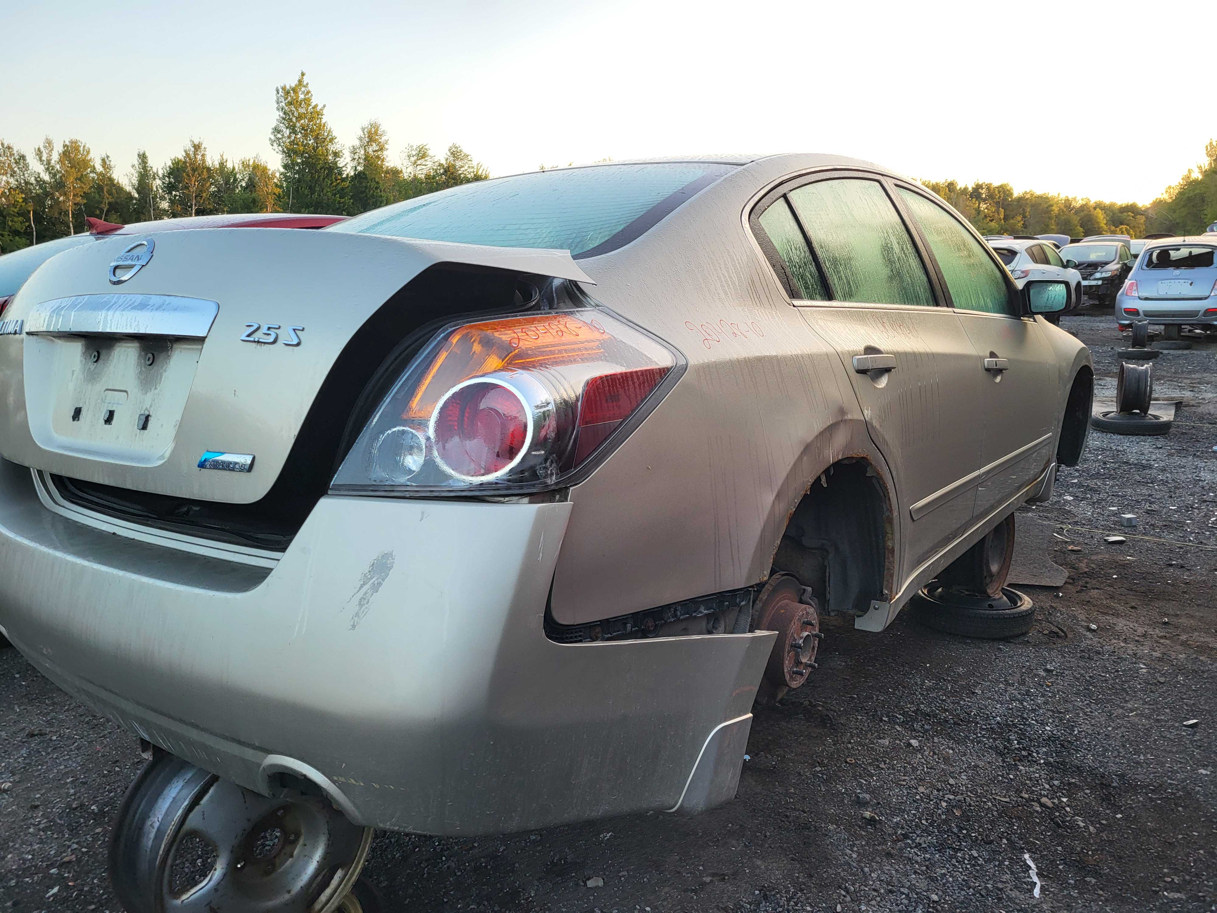 NISSAN ALTIMA 2010