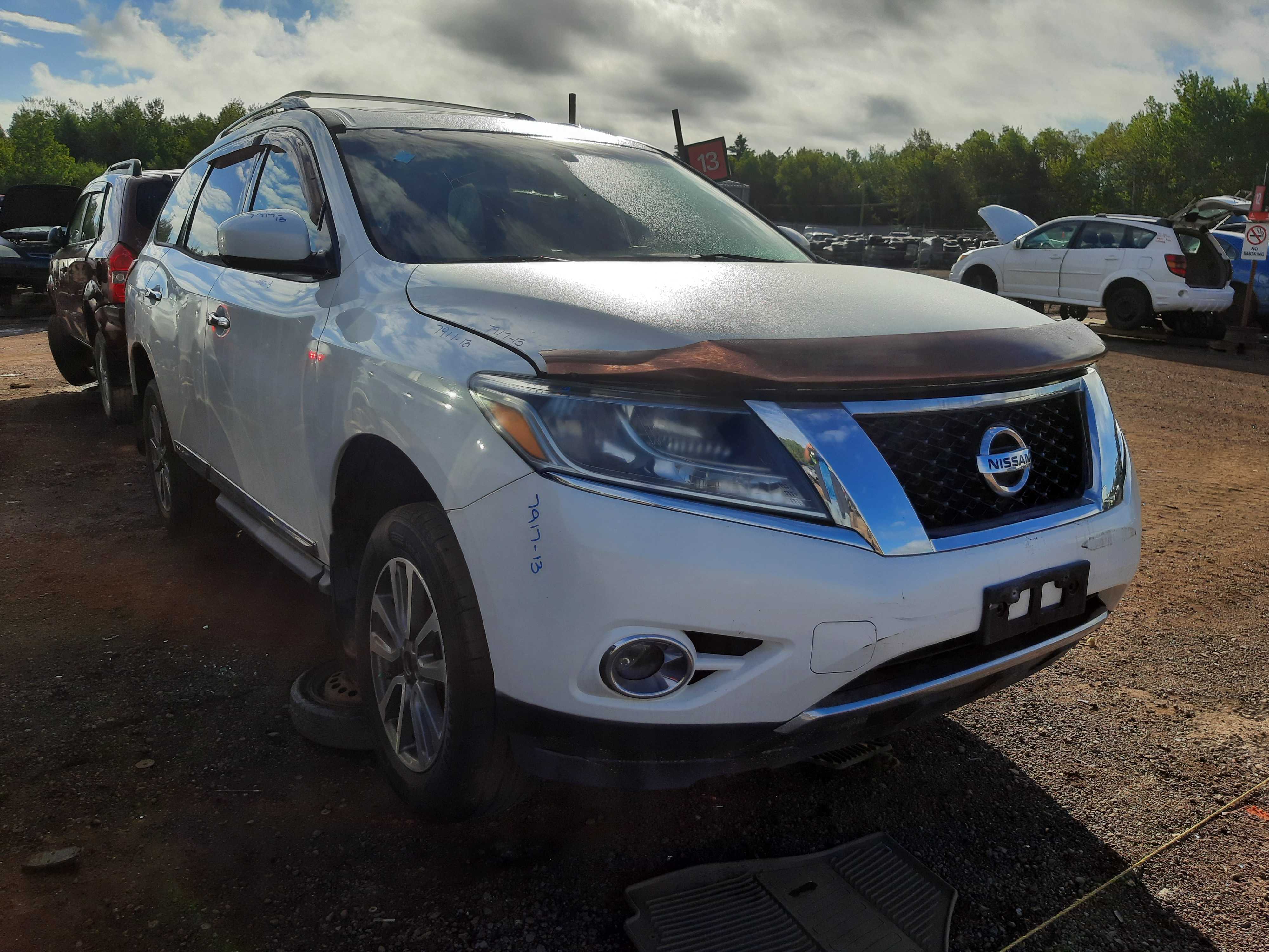 NISSAN PATHFINDER 2013