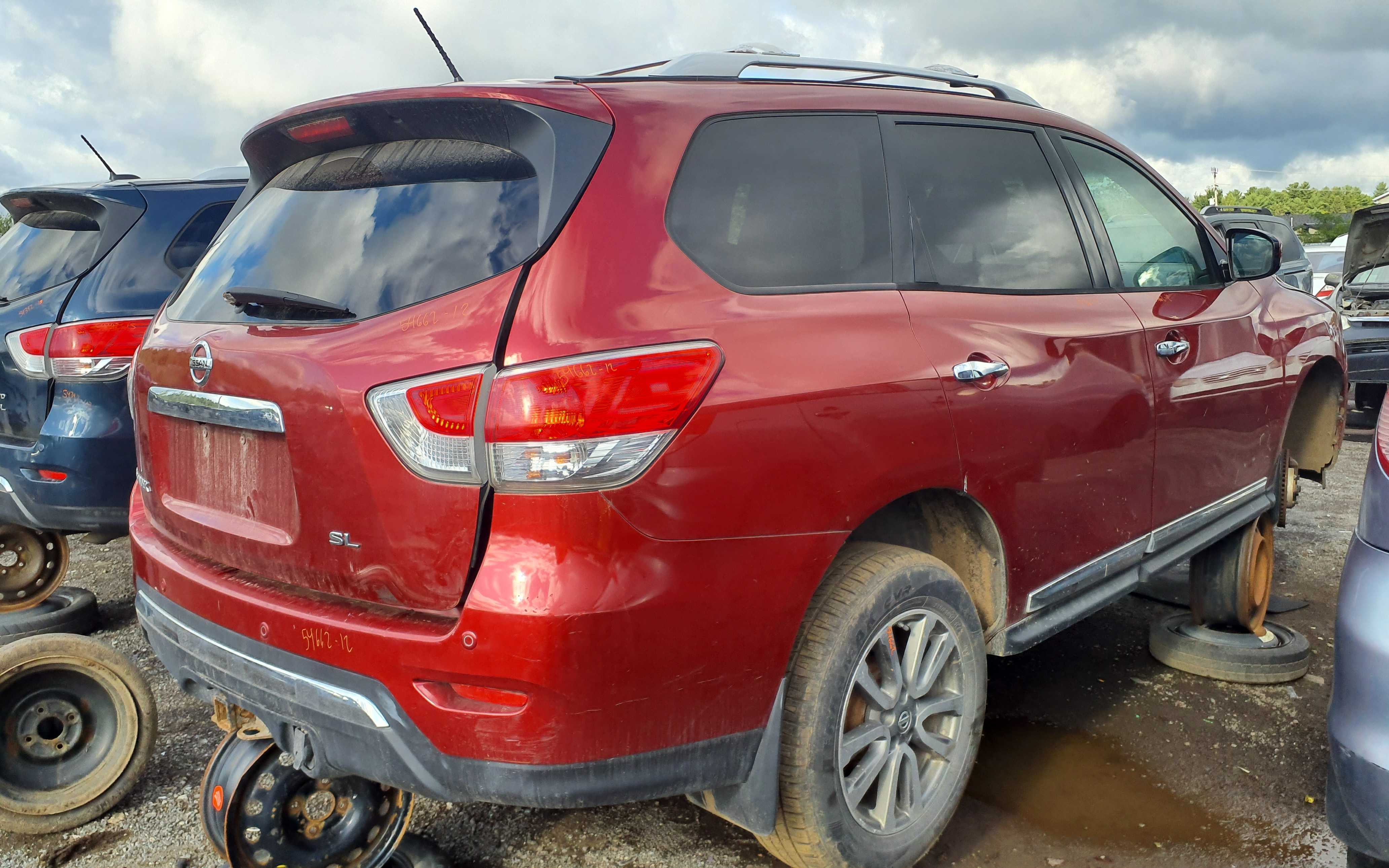NISSAN PATHFINDER 2013