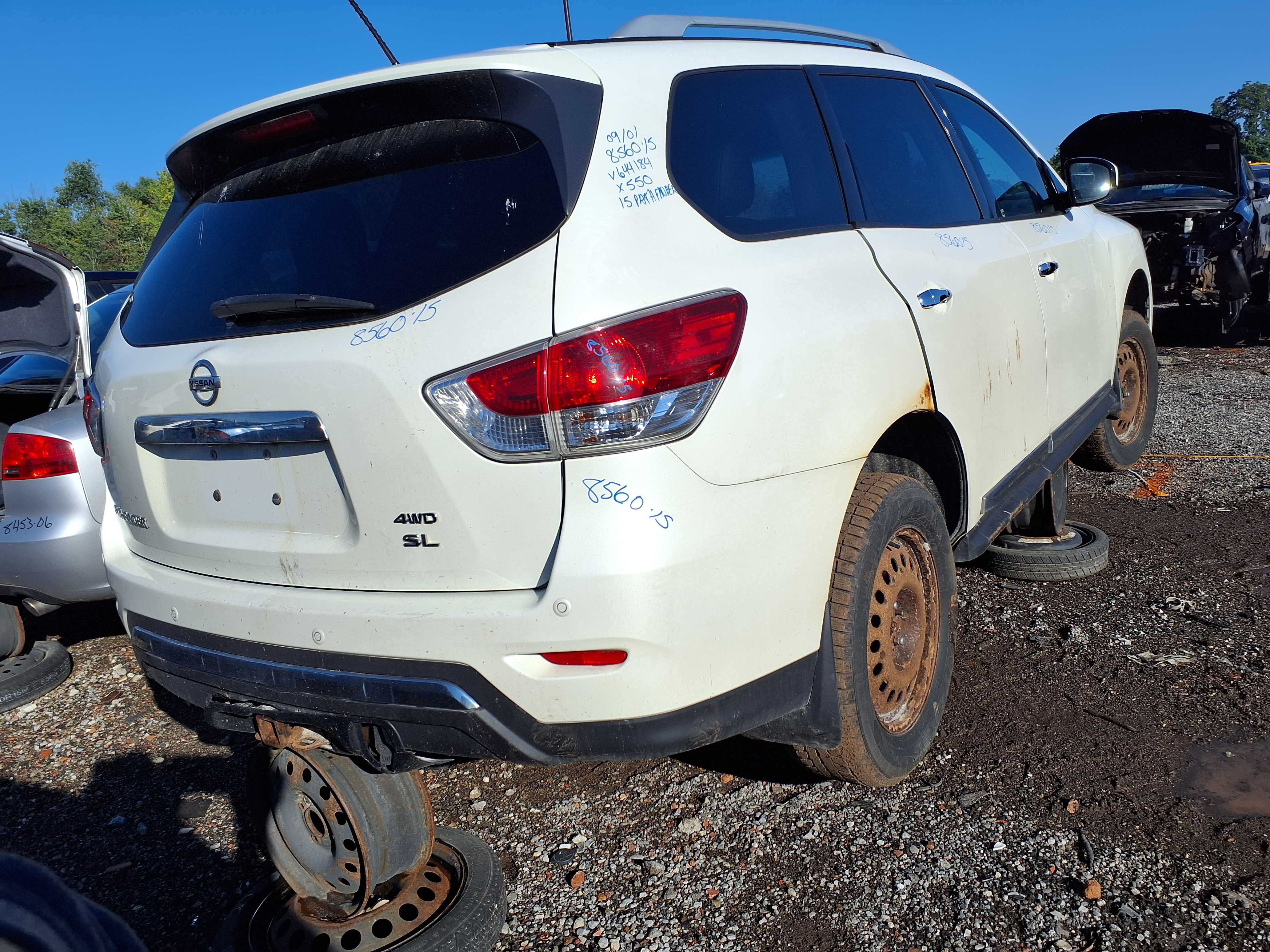 NISSAN PATHFINDER 2015