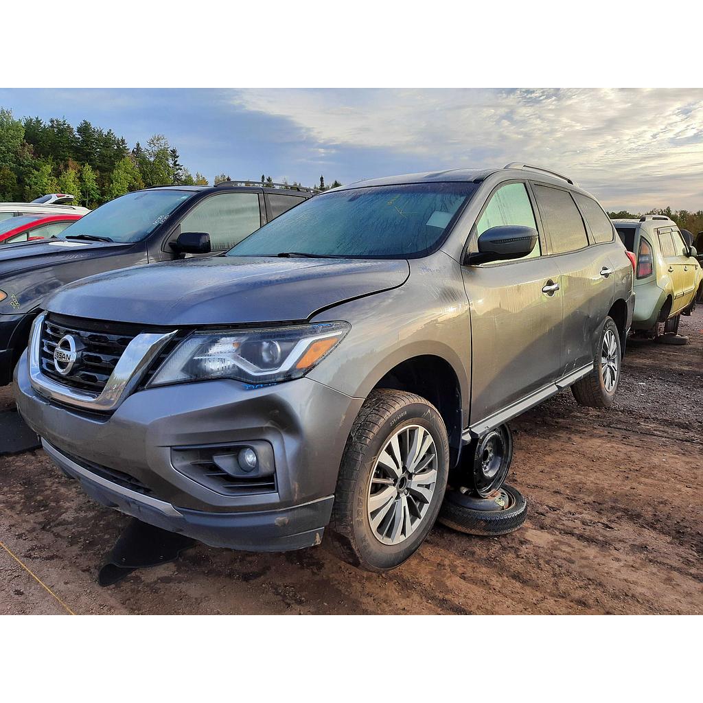 NISSAN PATHFINDER 2017