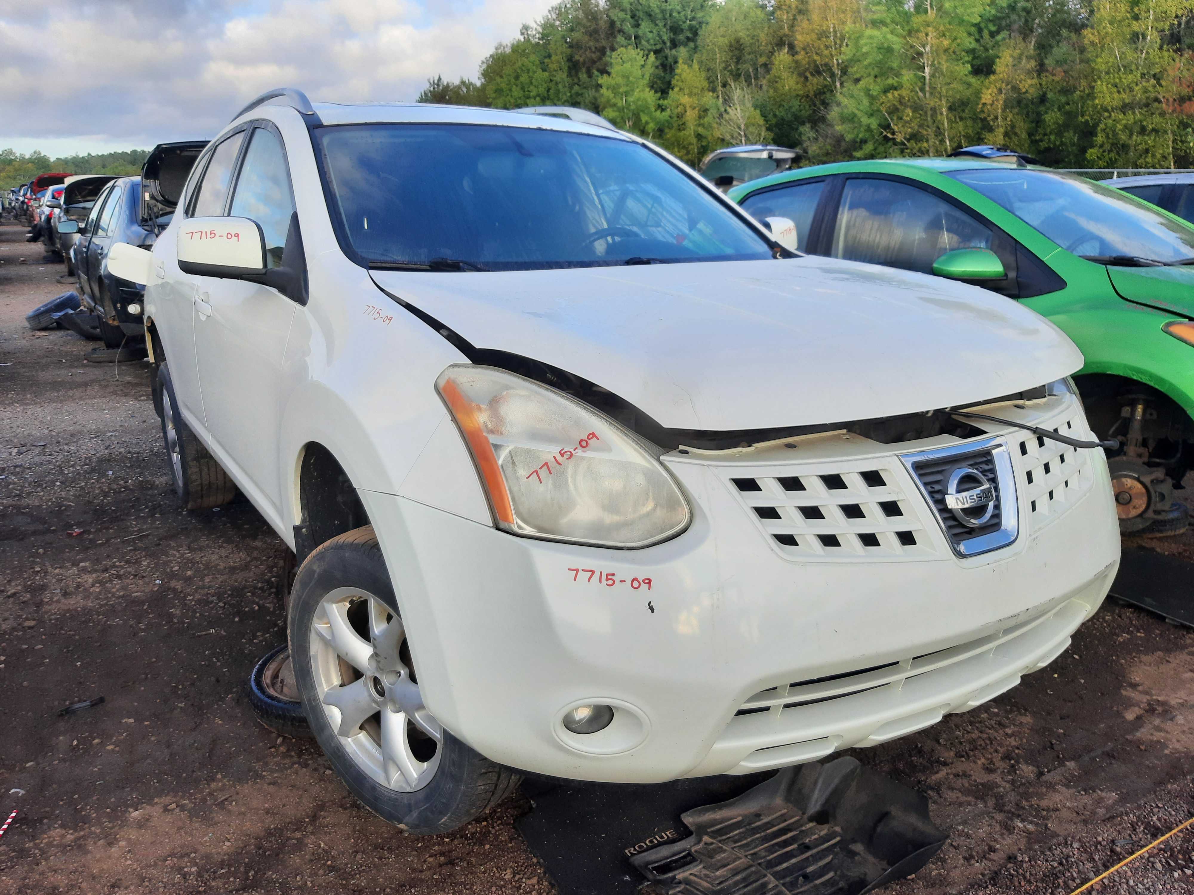 NISSAN ROGUE 2009