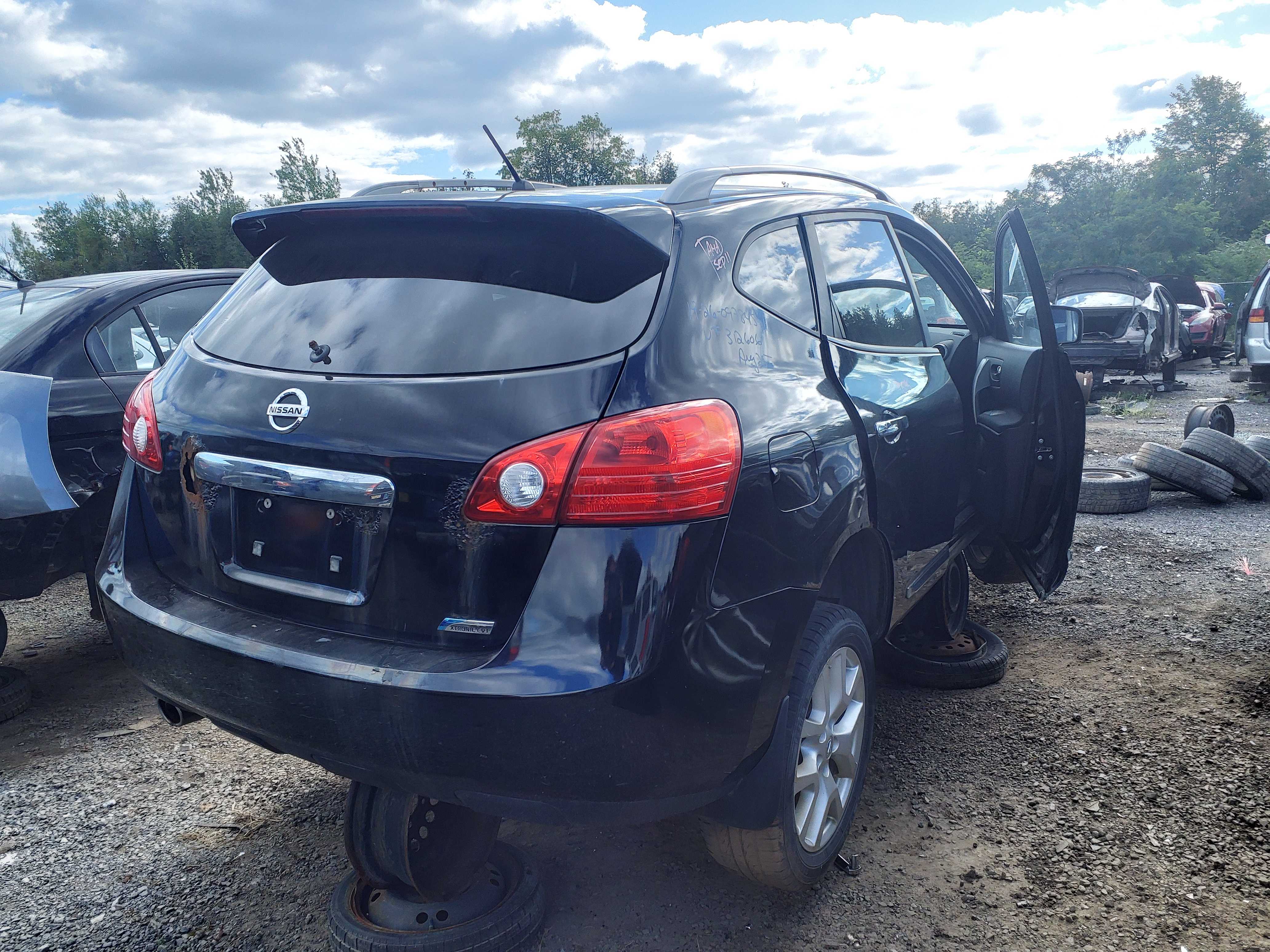 NISSAN ROGUE 2011