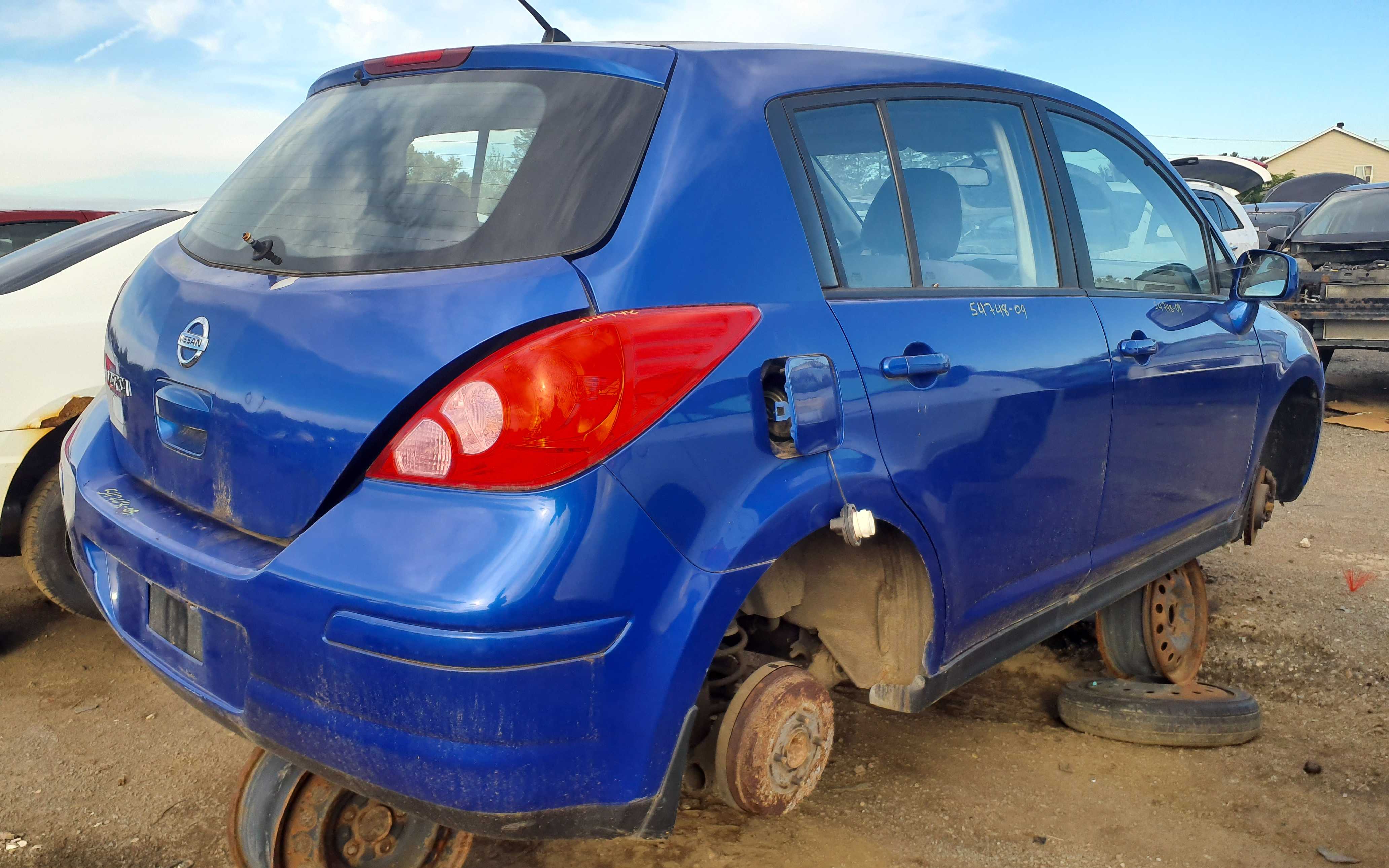 NISSAN VERSA 2009
