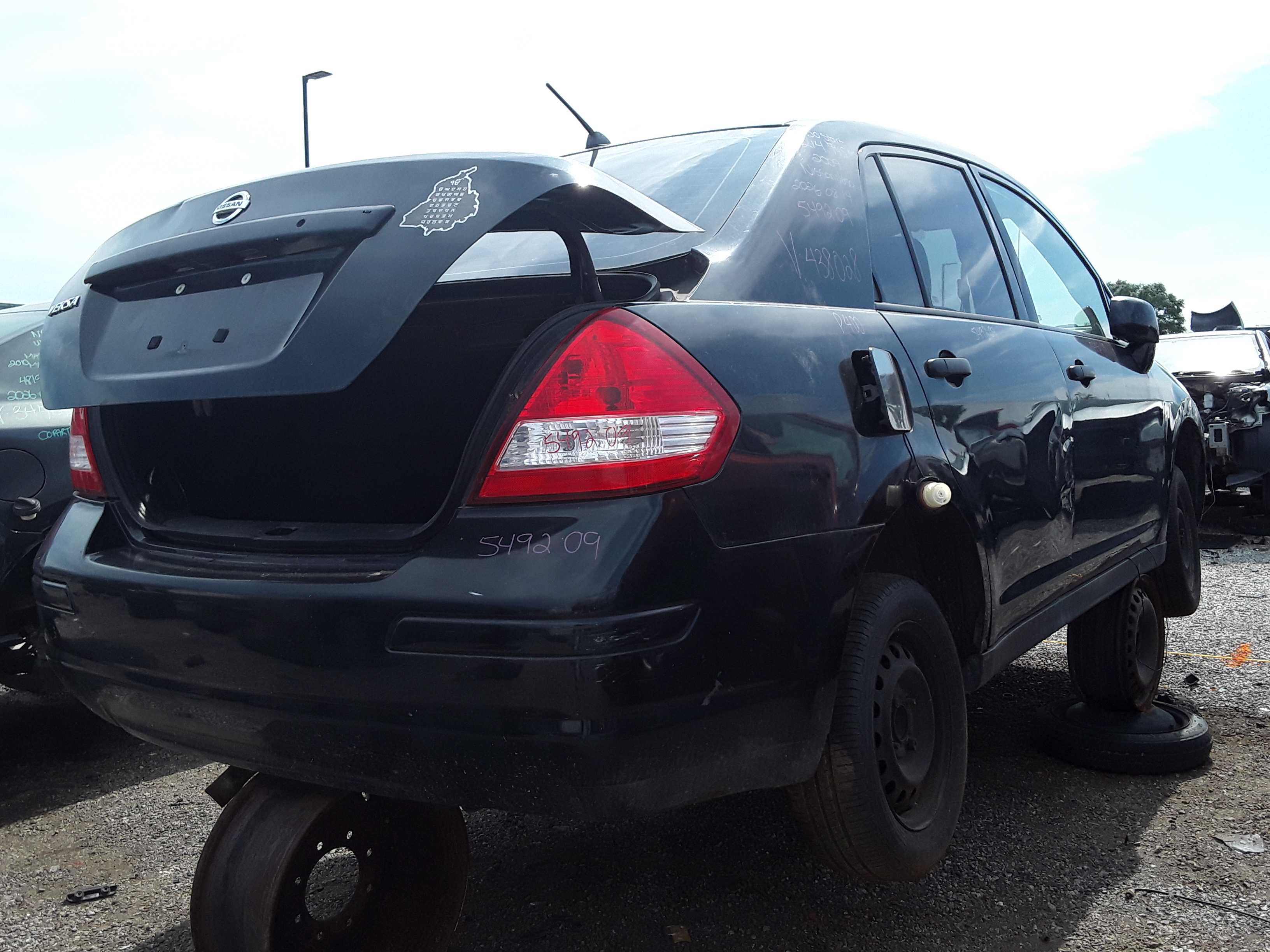 NISSAN VERSA 2009