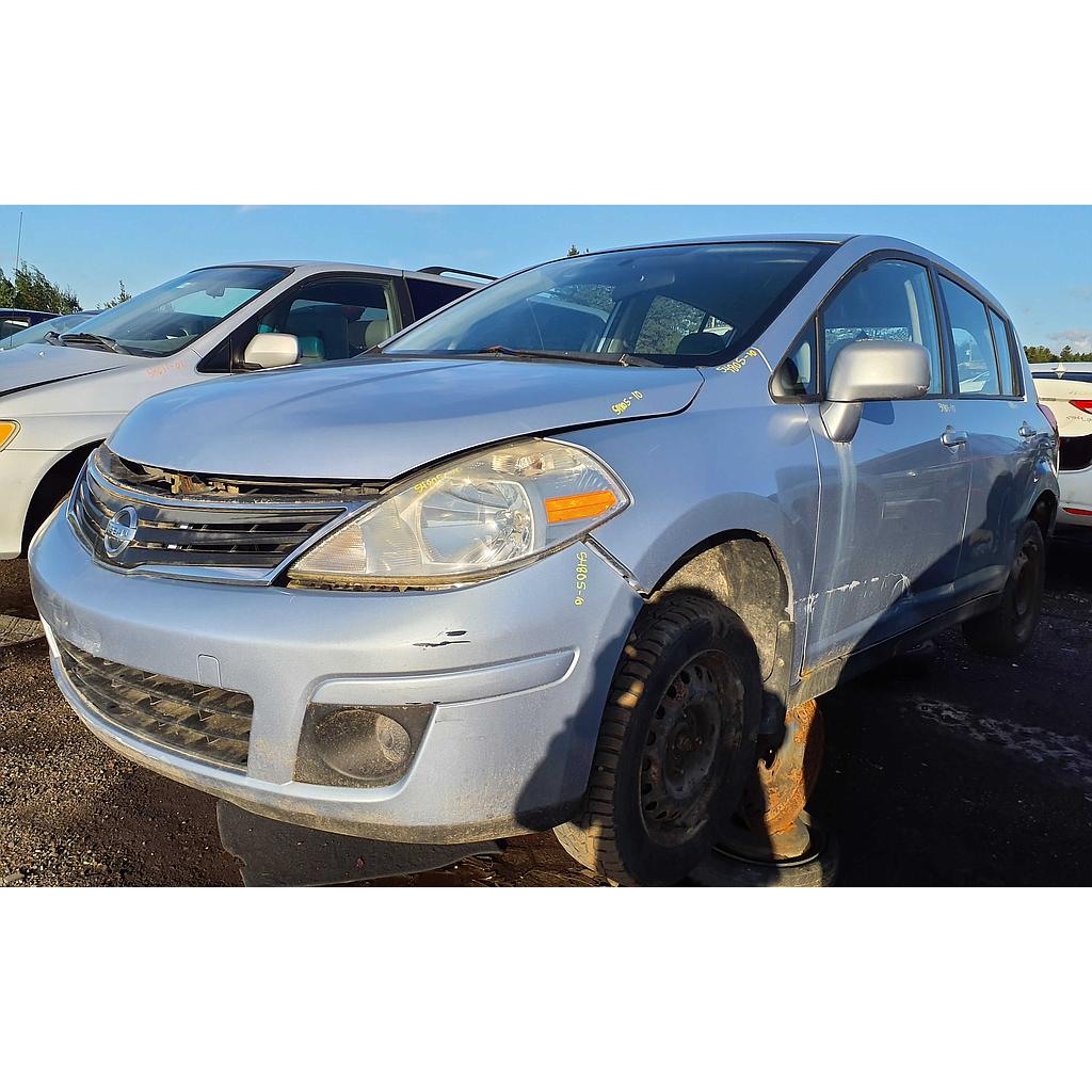 NISSAN VERSA 2010
