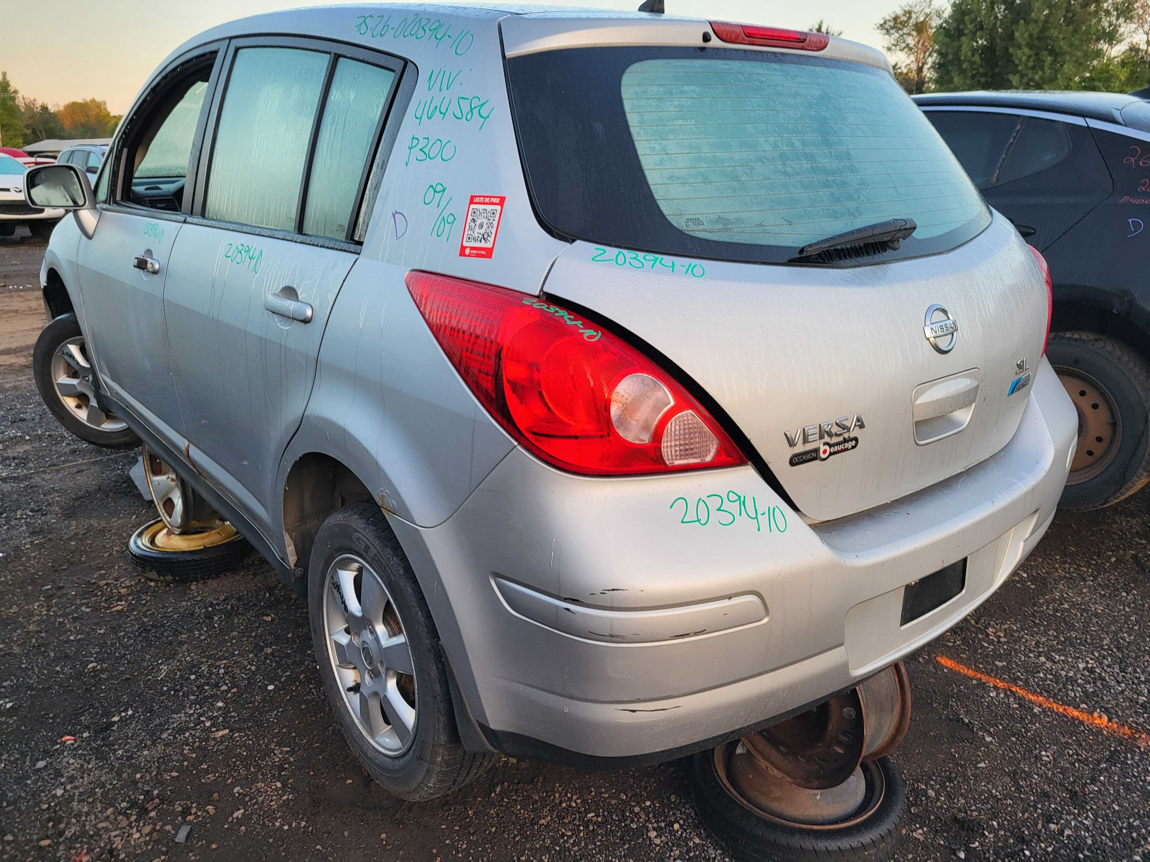 NISSAN VERSA 2010