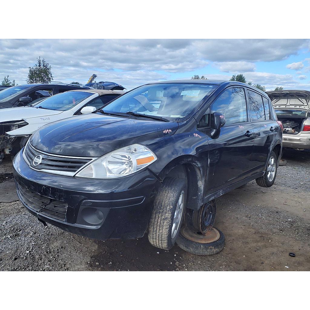 NISSAN VERSA 2010