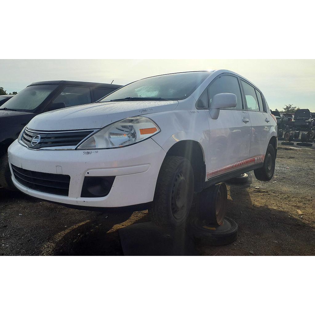 NISSAN VERSA 2010