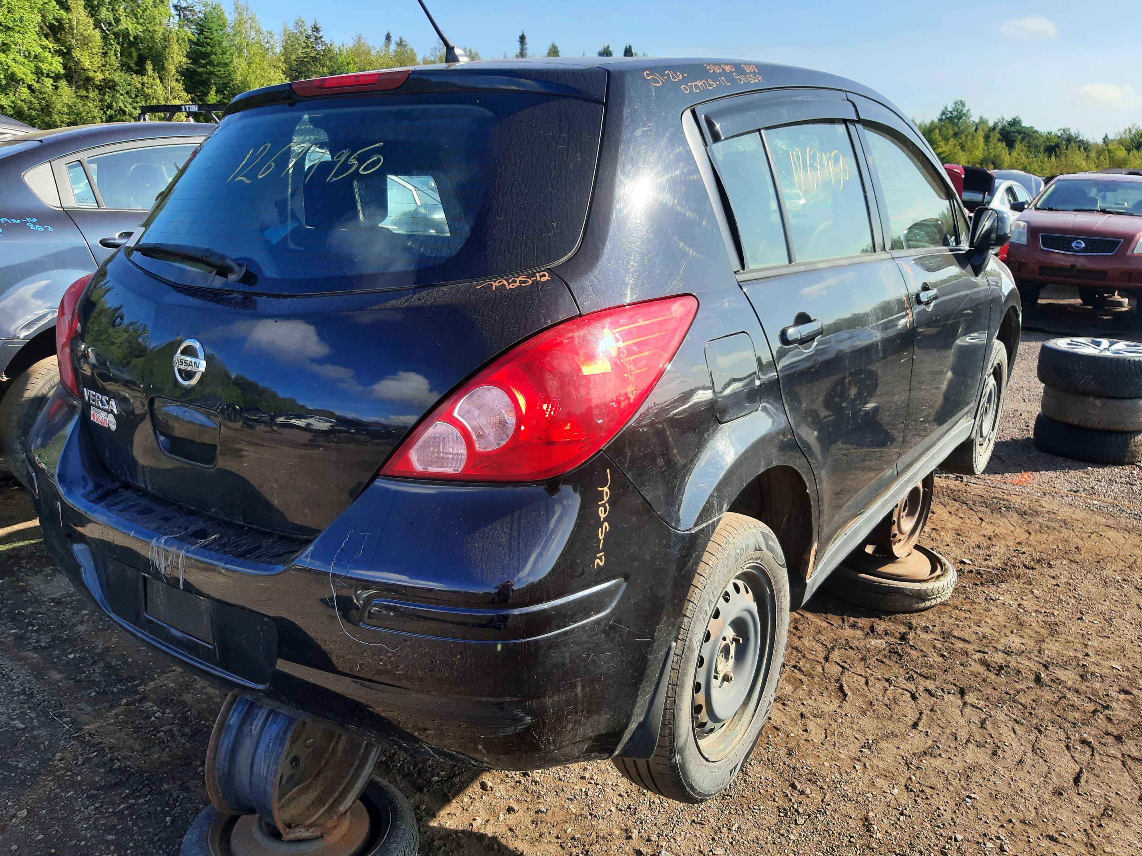 NISSAN VERSA 2012