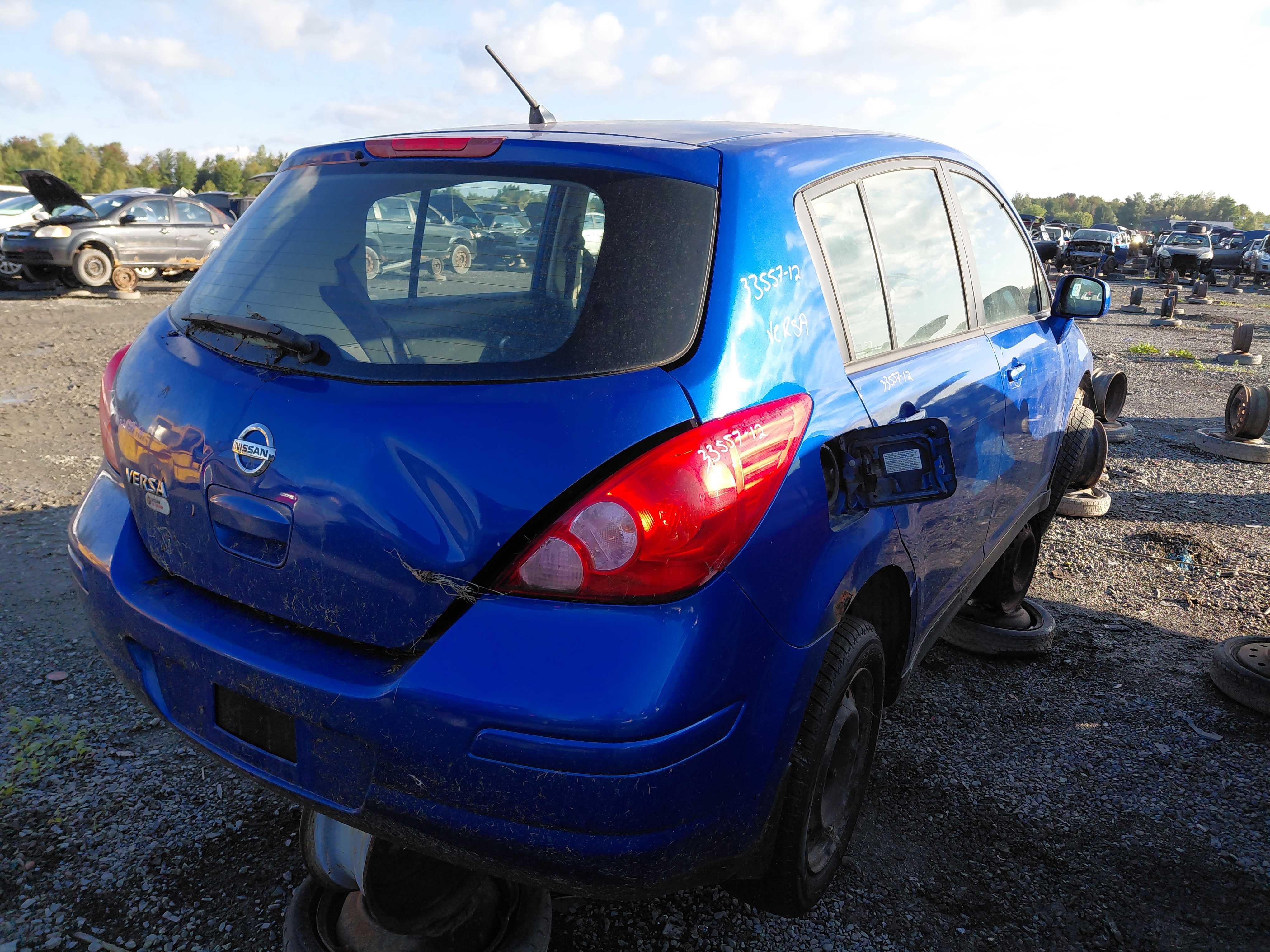 NISSAN VERSA 2012