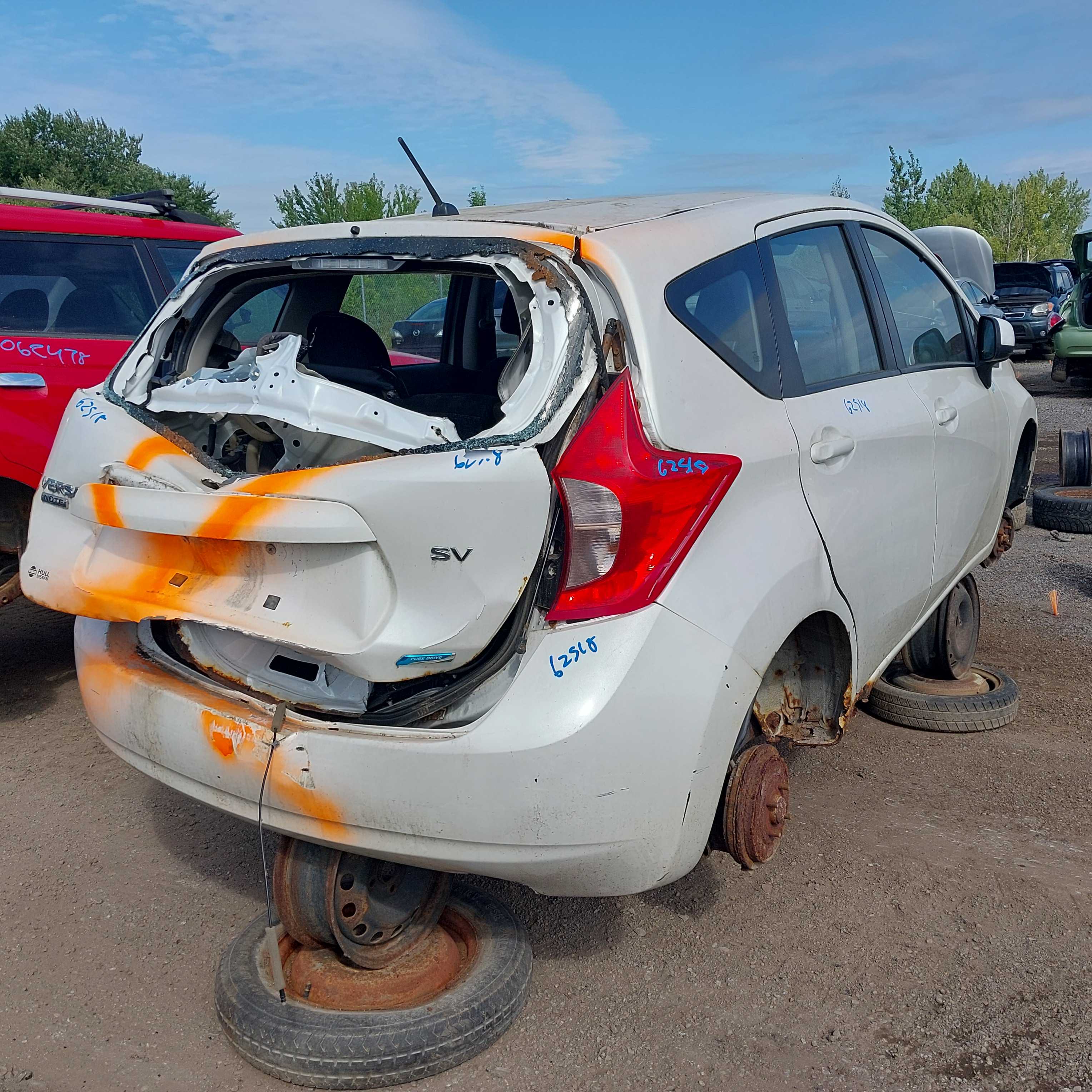 NISSAN VERSA 2014