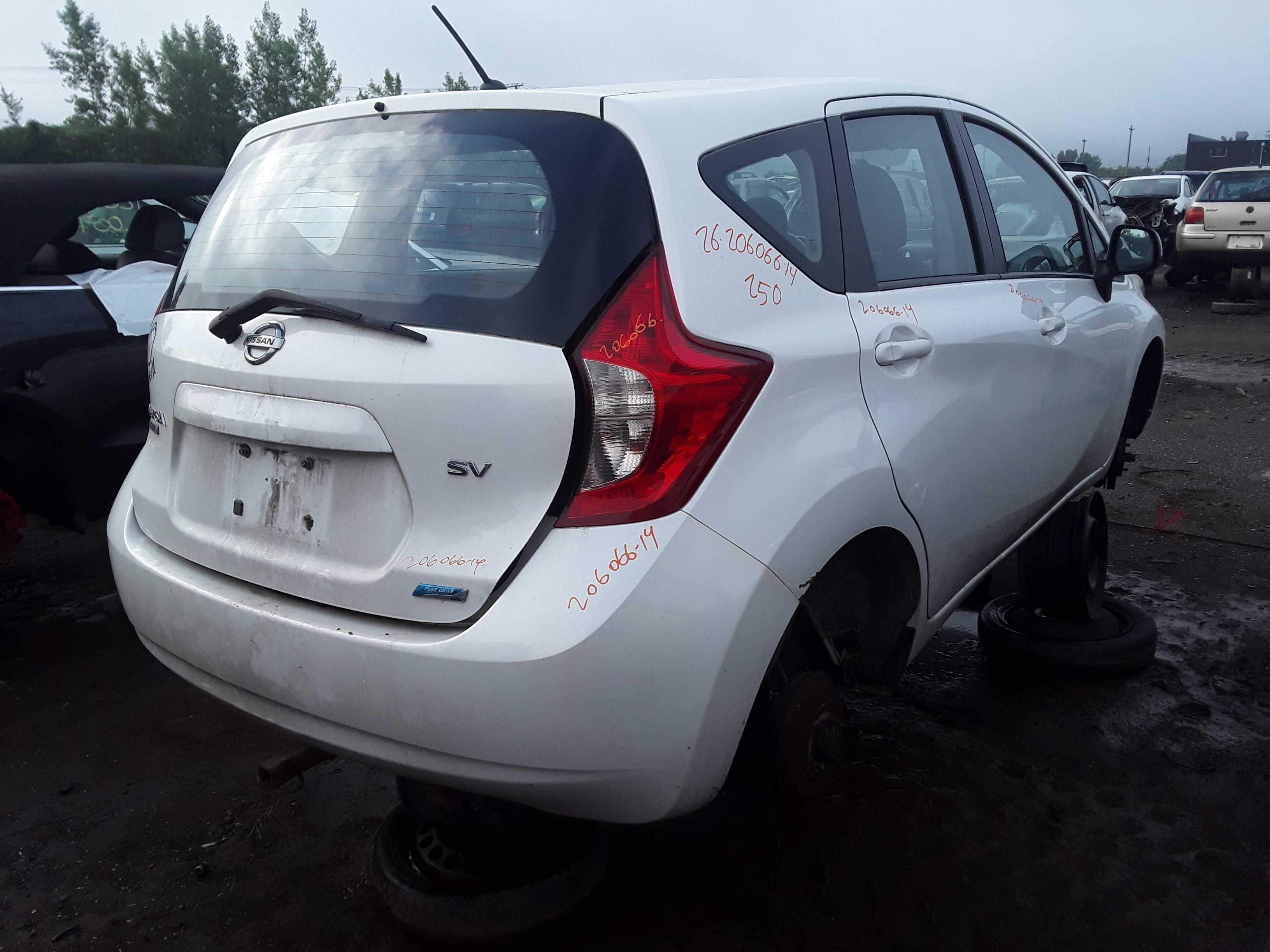 NISSAN VERSA 2014