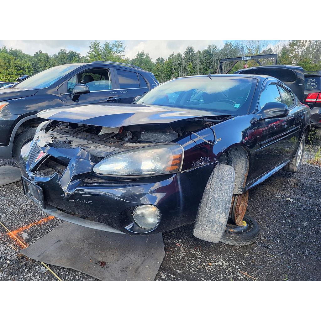 PONTIAC GRAND PRIX 2005