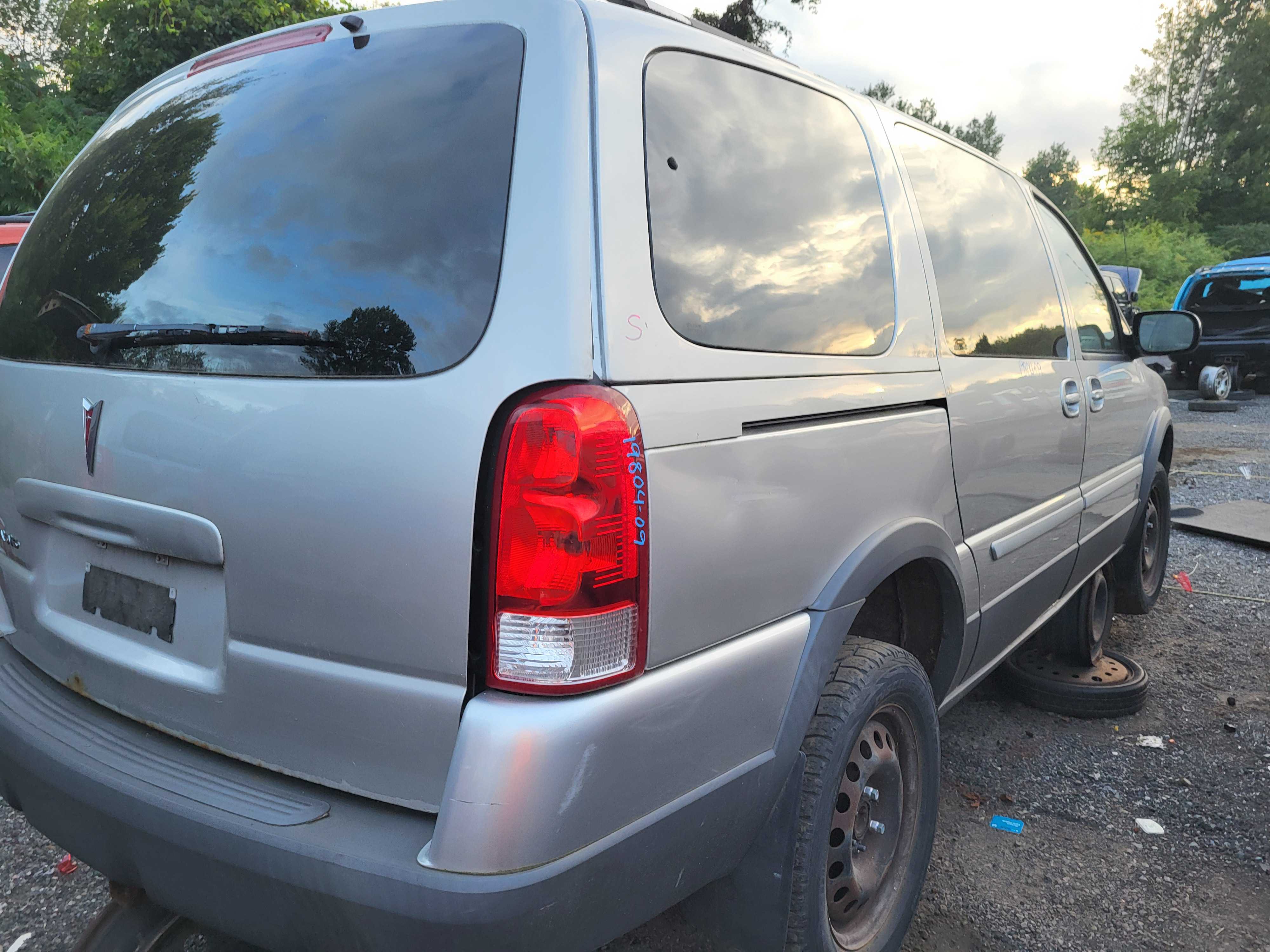 PONTIAC MONTANA 2009