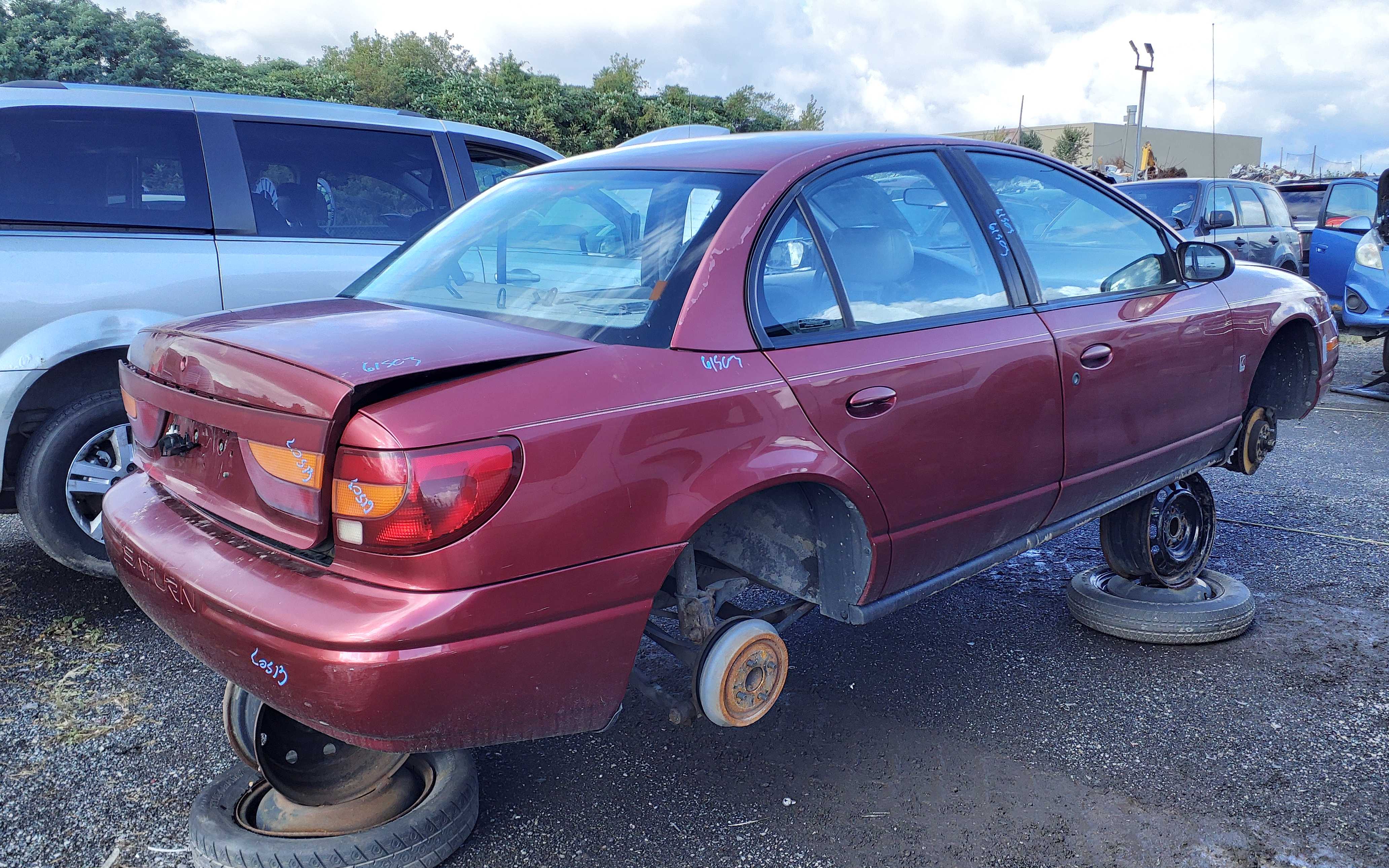 SATURN SL 2000