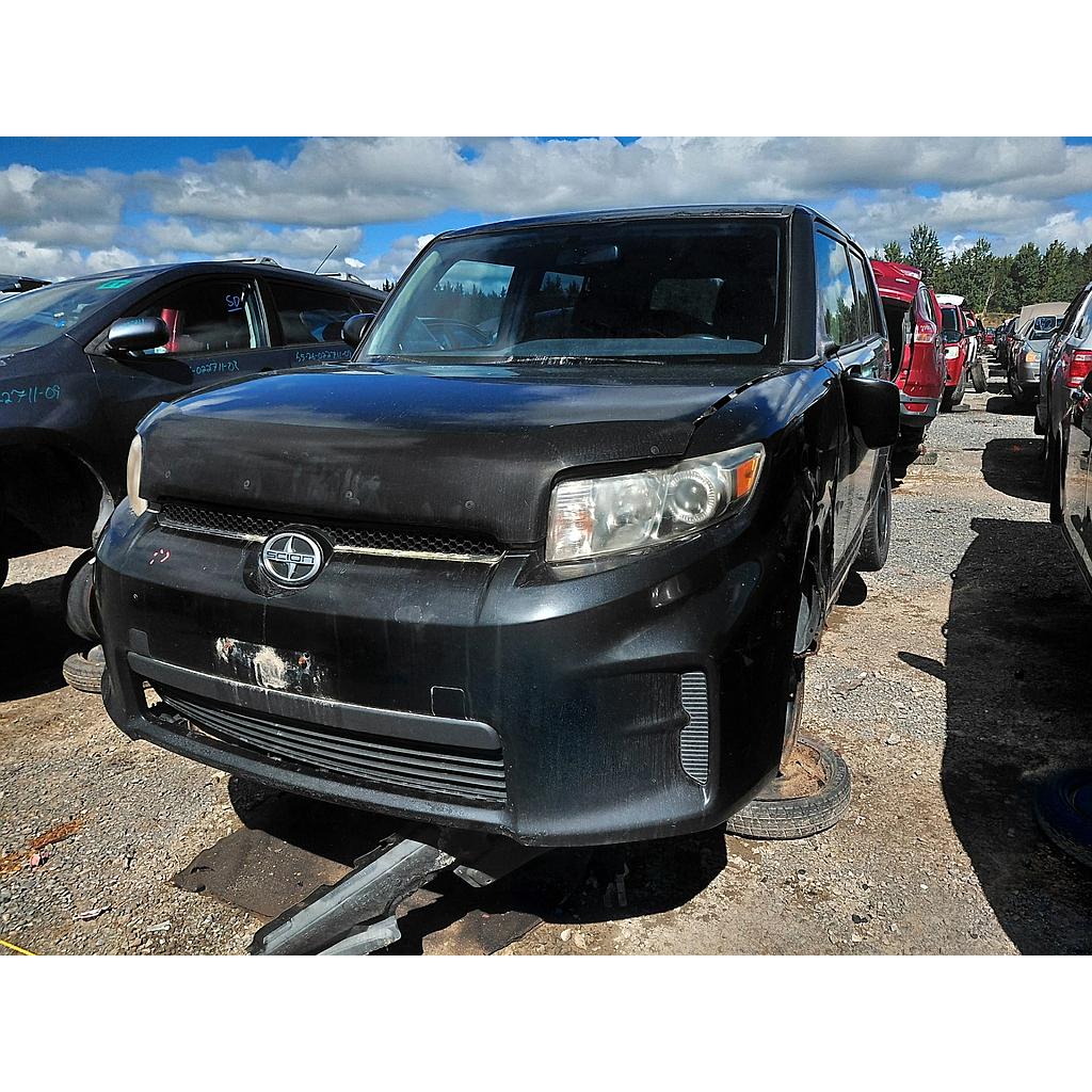 SCION XB 2011