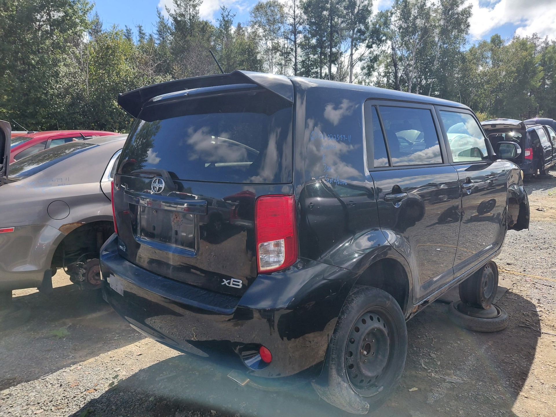 SCION XB 2011