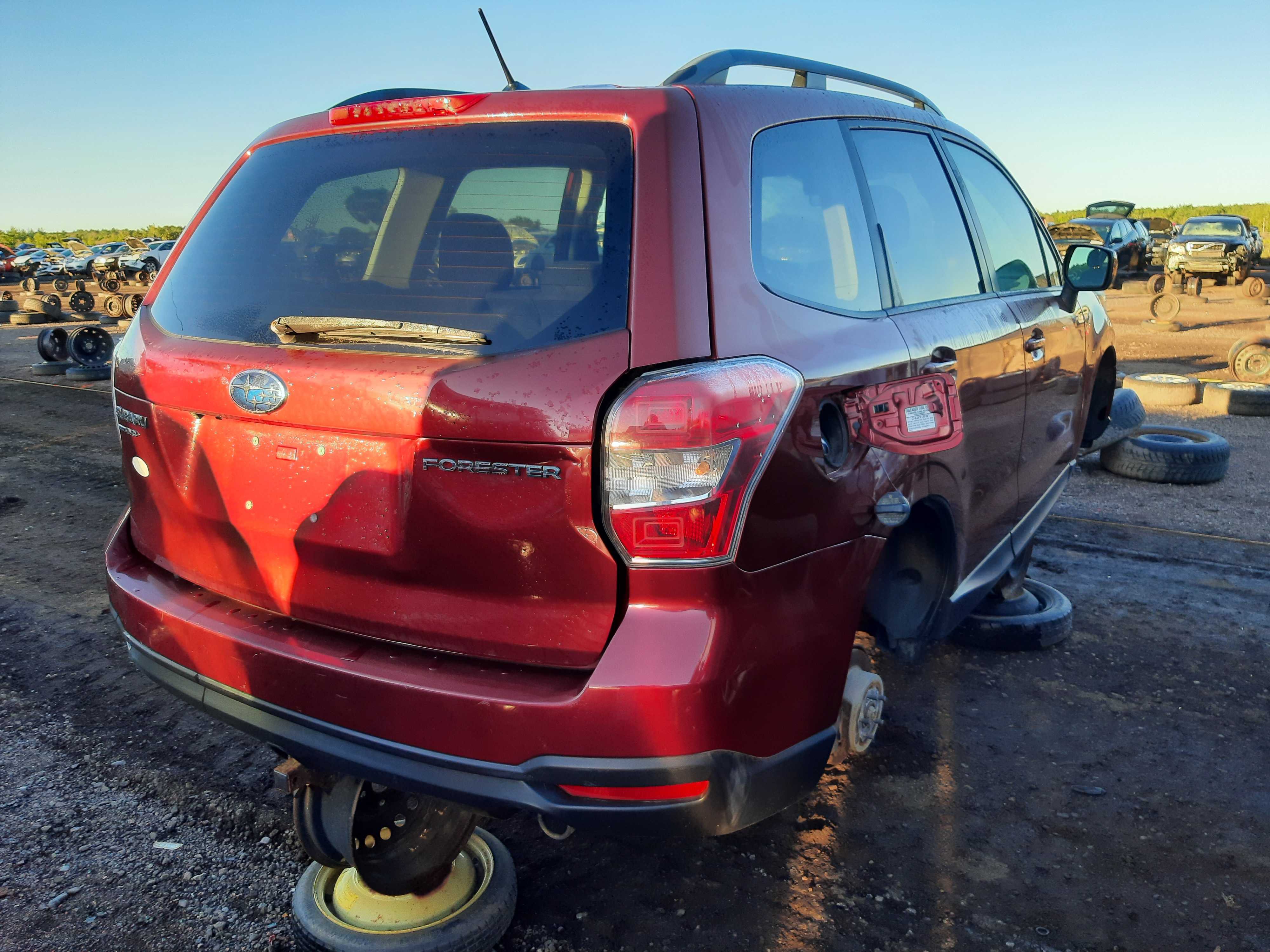 SUBARU FORESTER 2015
