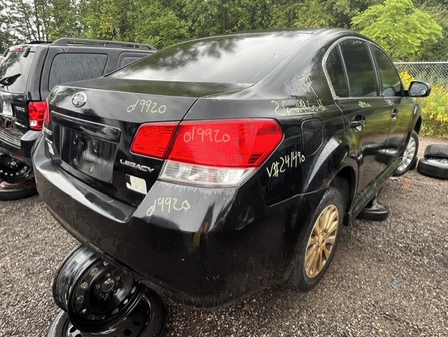 SUBARU LEGACY 2011