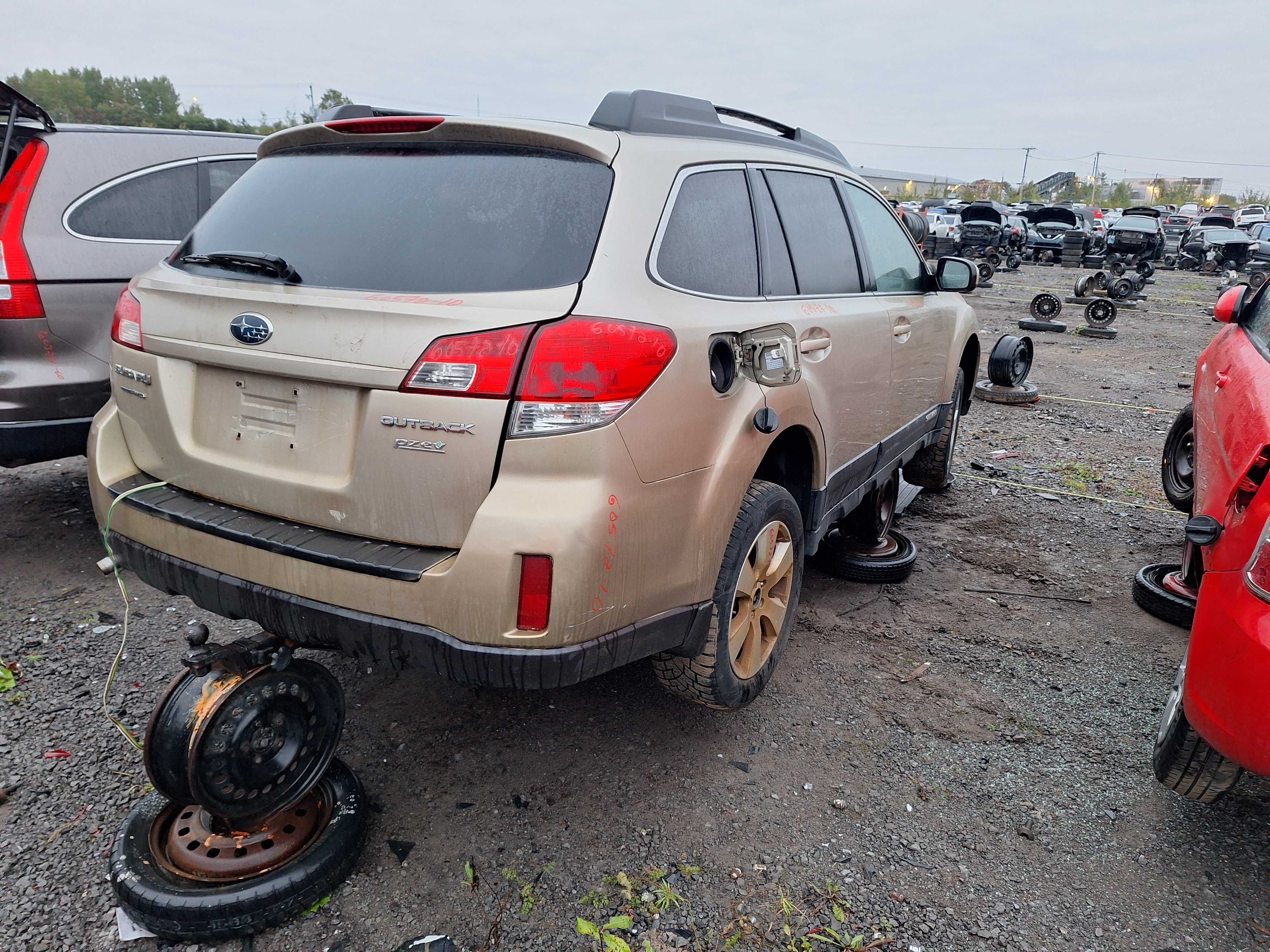 SUBARU OUTBACK 2010