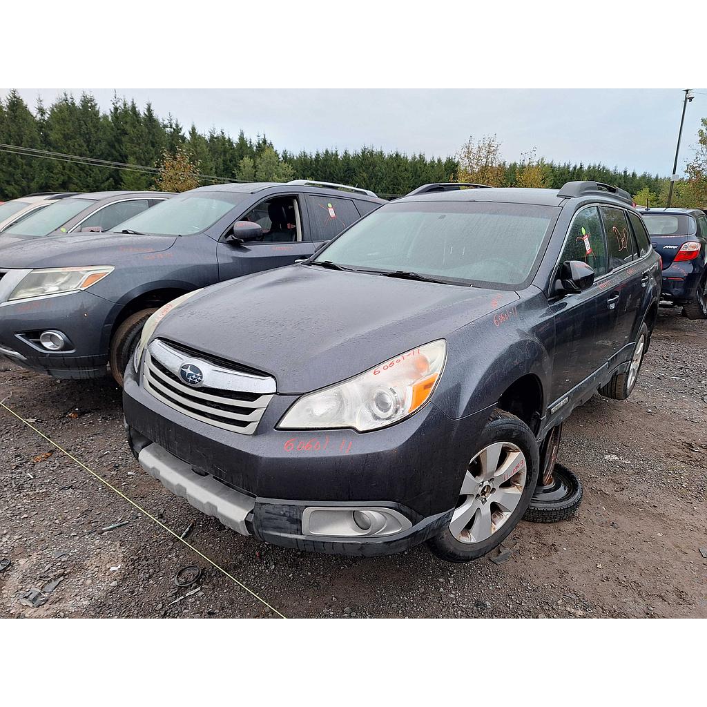 SUBARU OUTBACK 2011