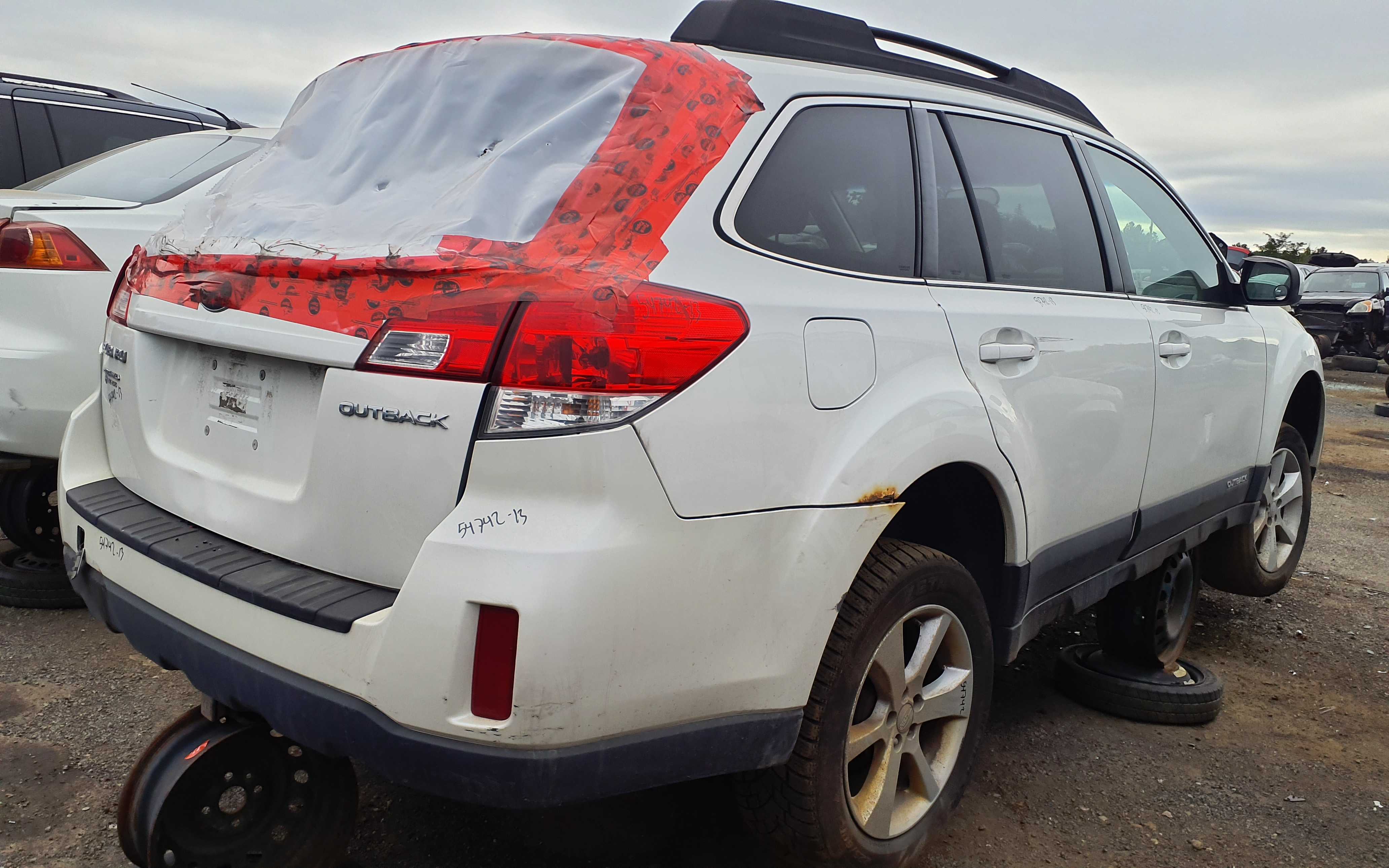 SUBARU OUTBACK 2013