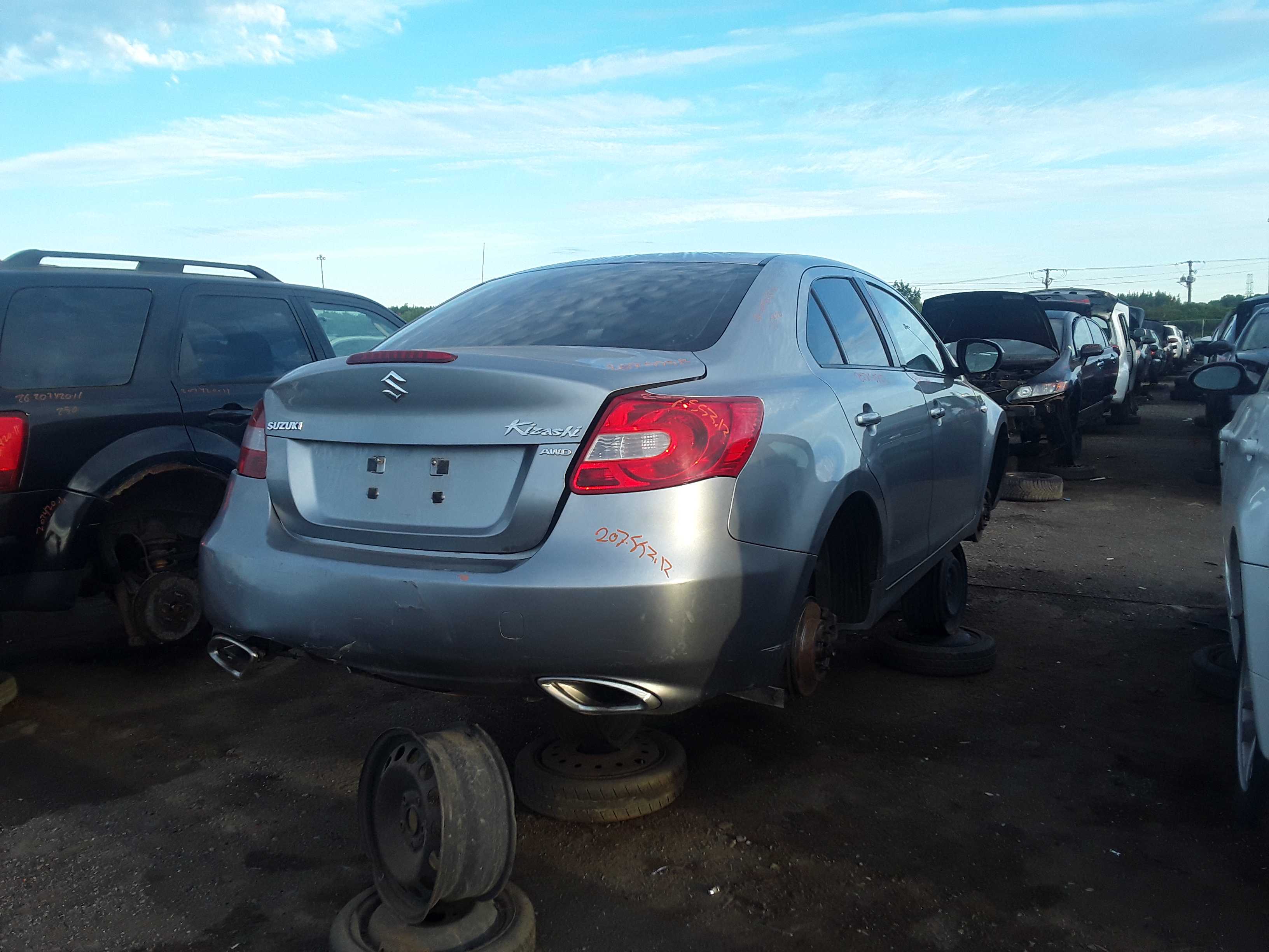 SUZUKI KIZASHI 2012