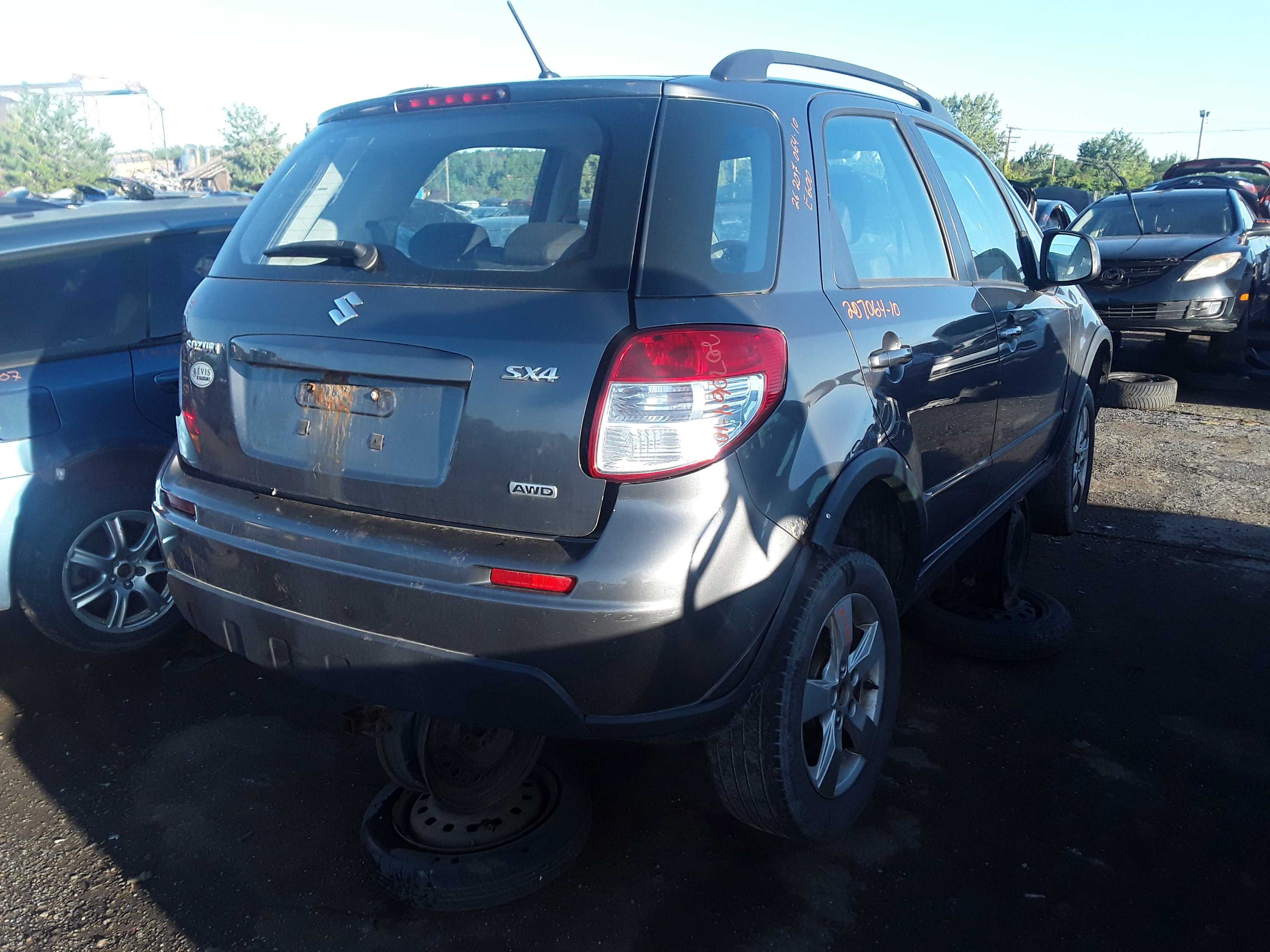 SUZUKI SX4 2010