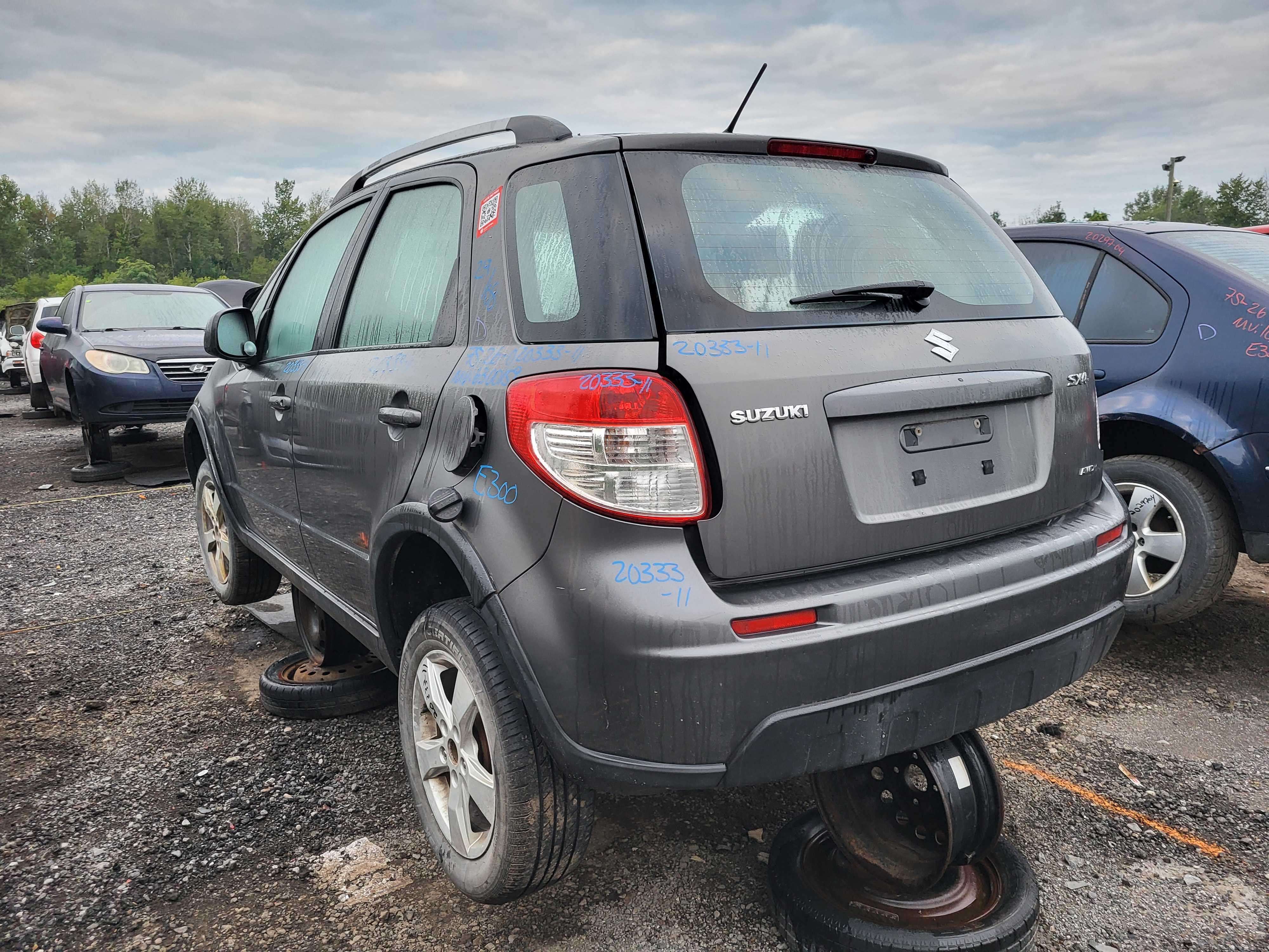 SUZUKI SX4 2011
