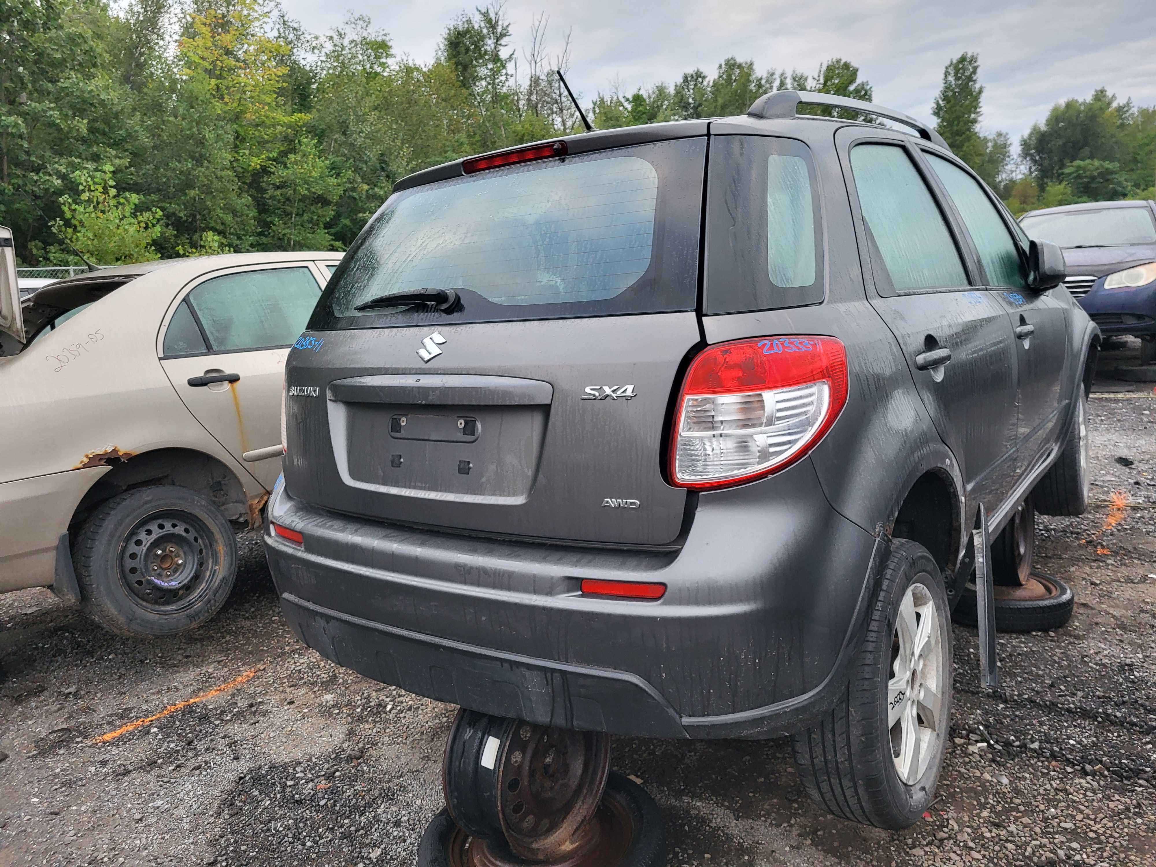 SUZUKI SX4 2011