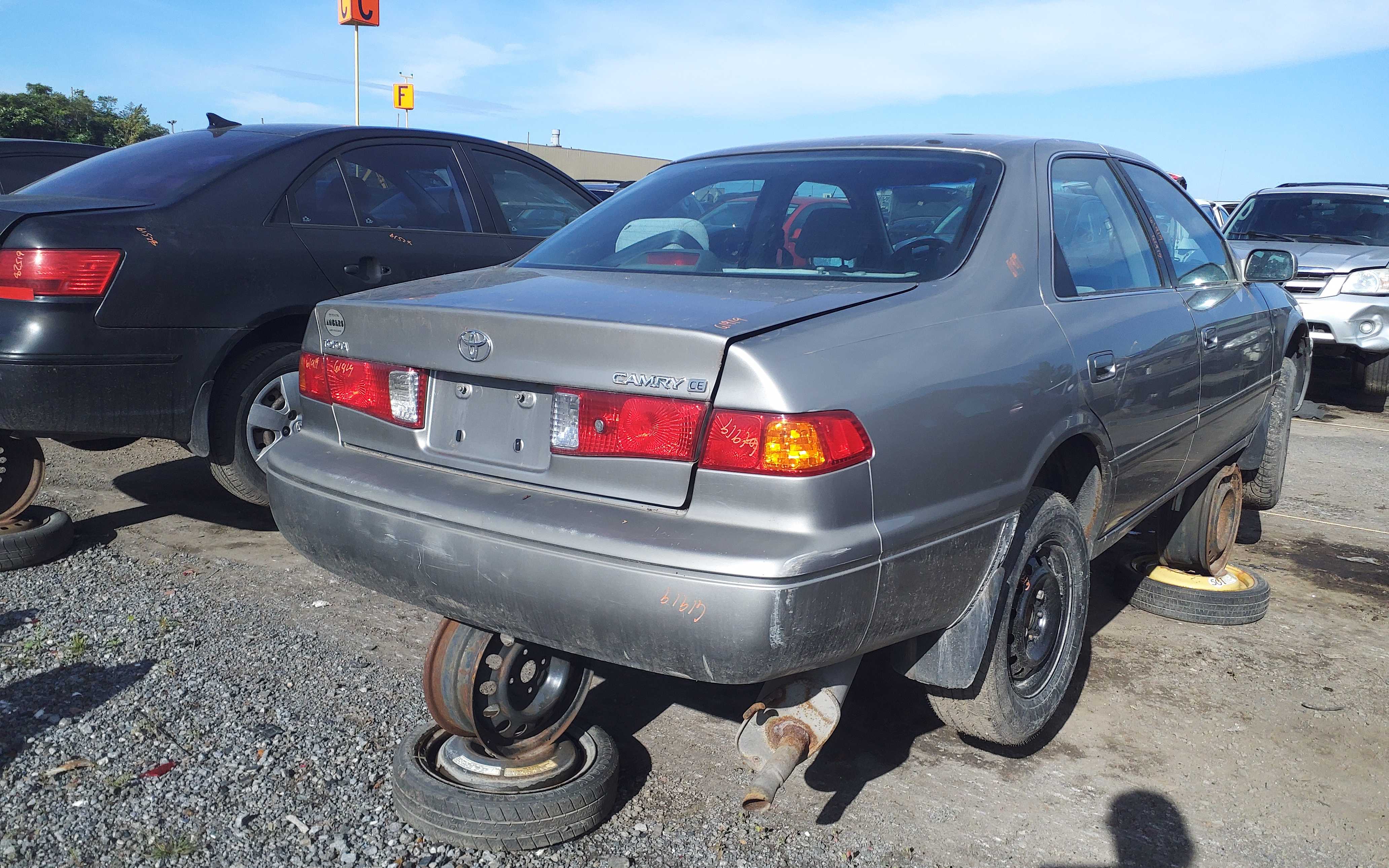 TOYOTA CAMRY 2000