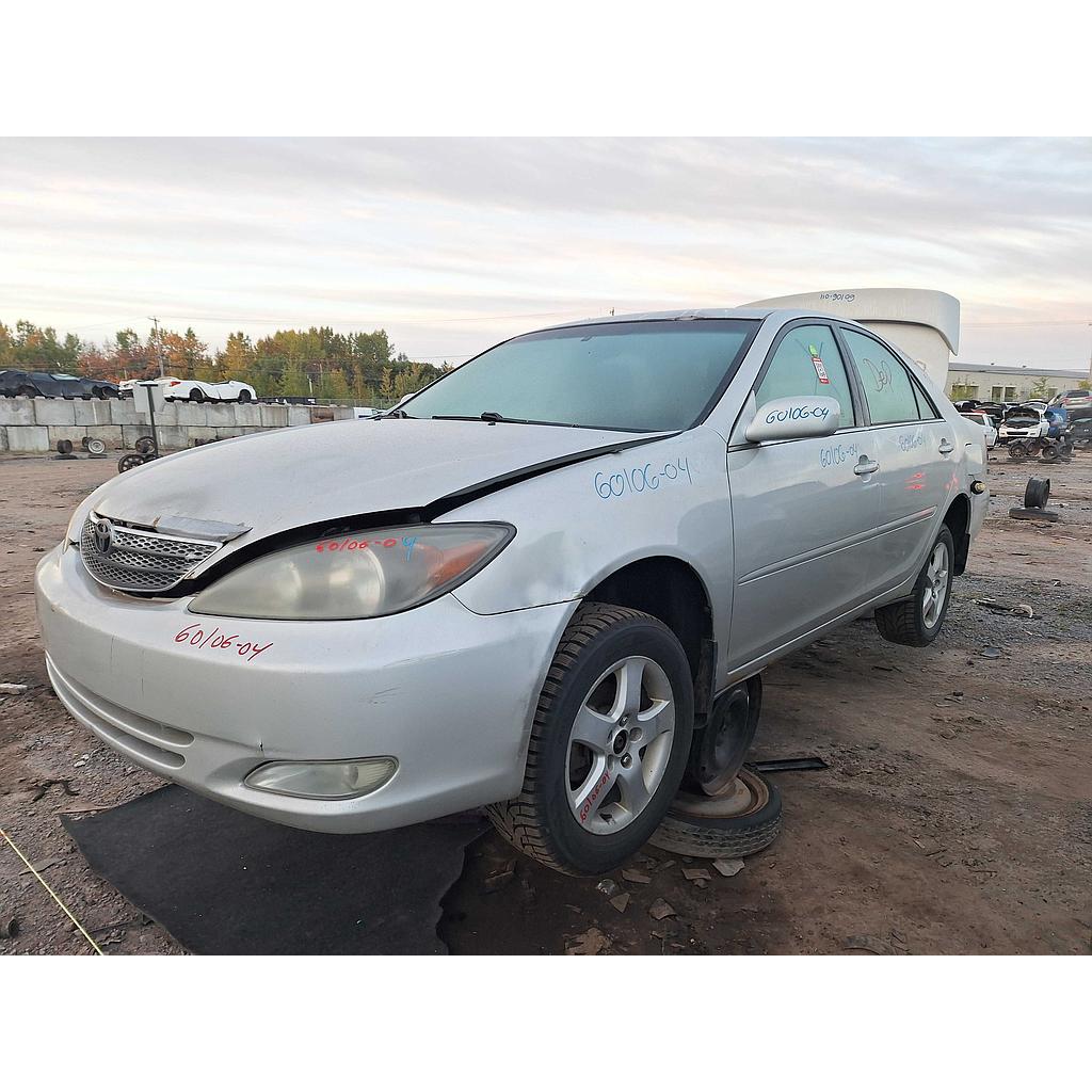 TOYOTA CAMRY 2004