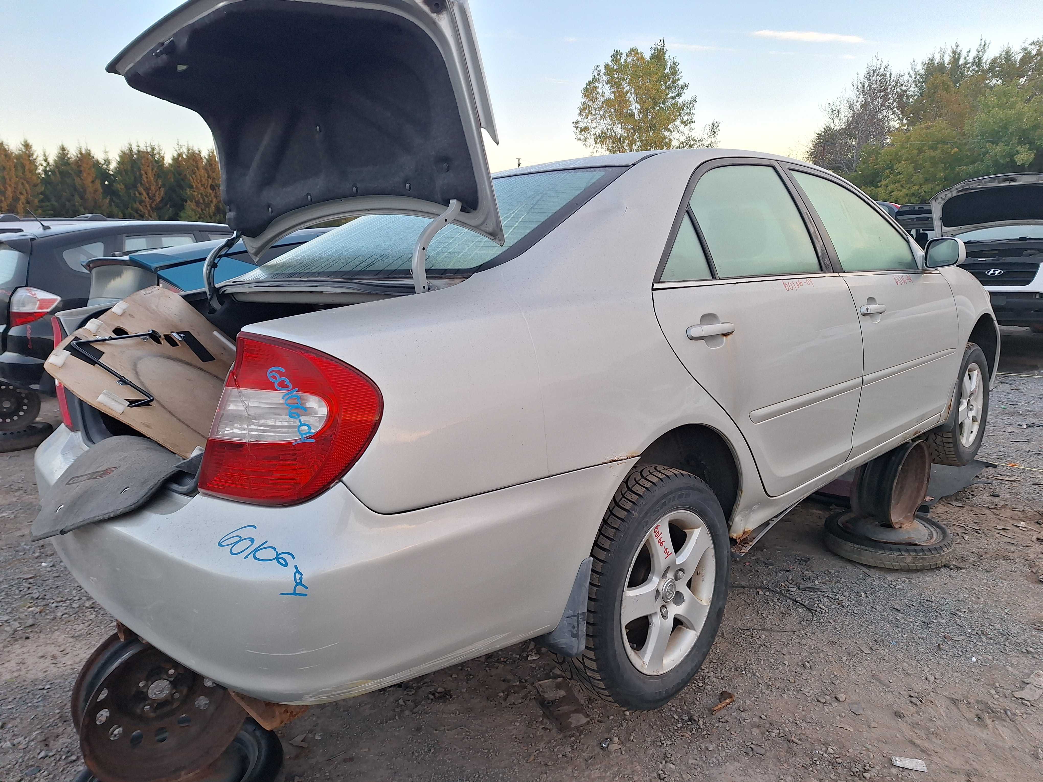 TOYOTA CAMRY 2004
