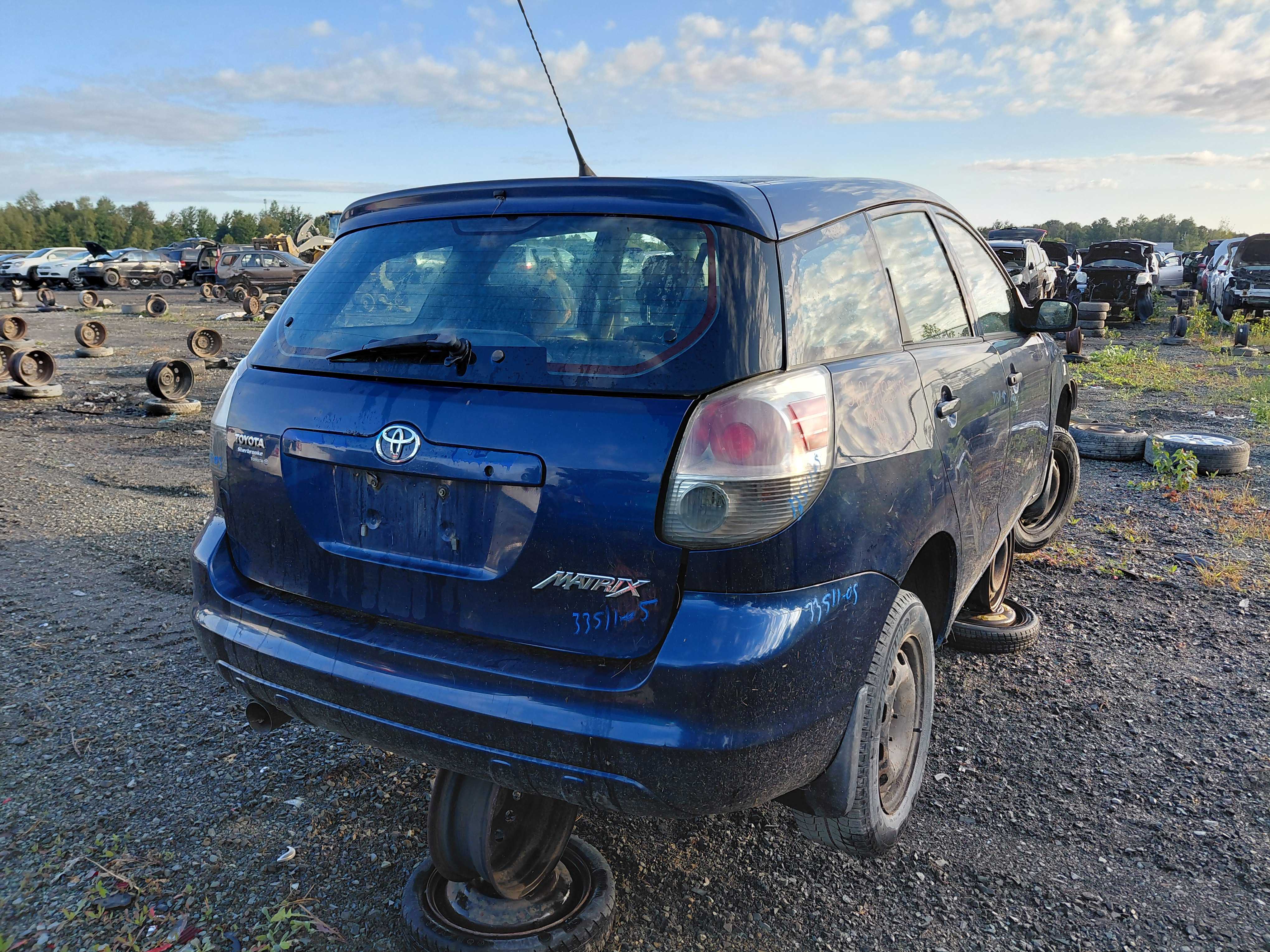 TOYOTA MATRIX 2005