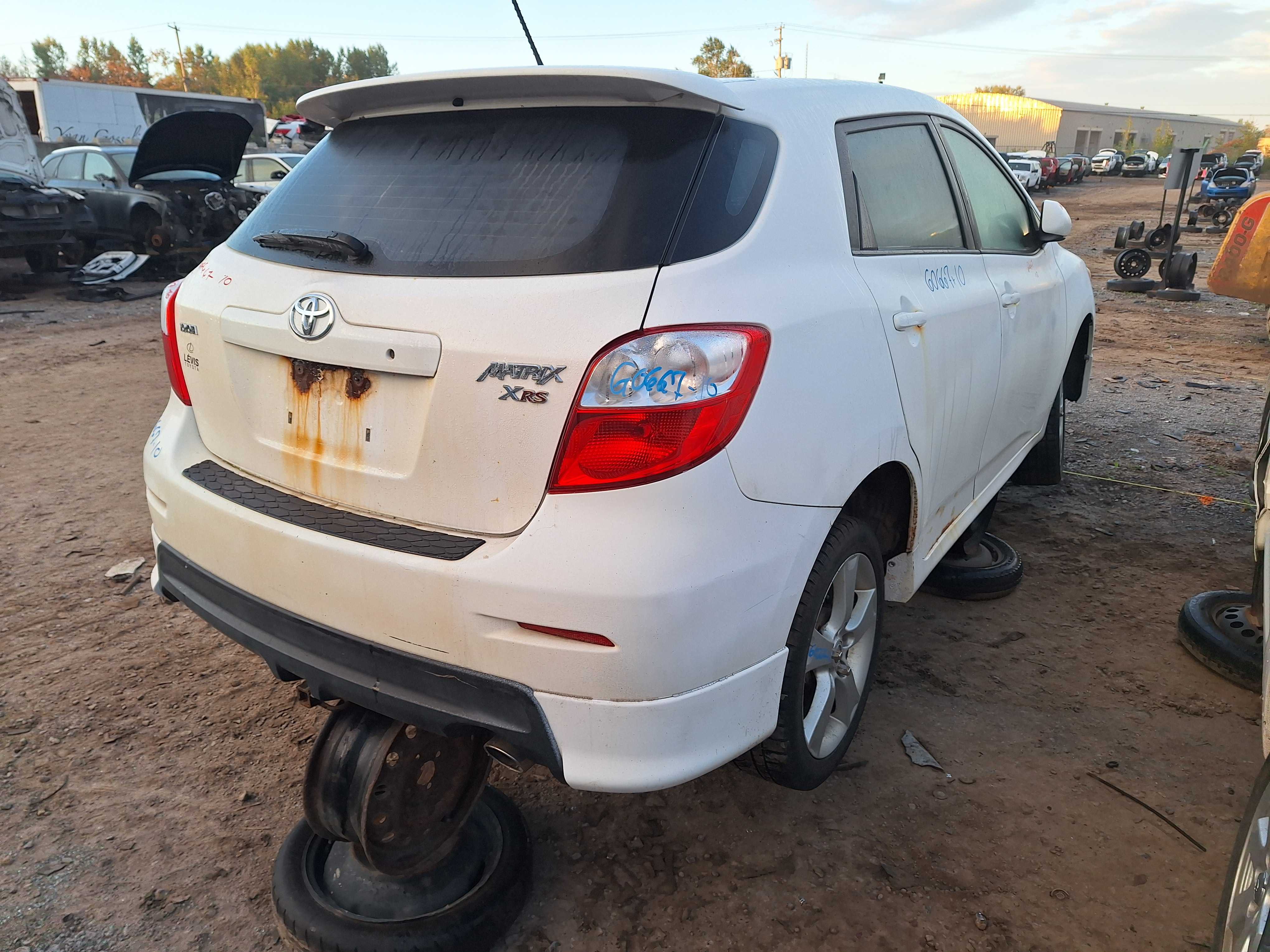 TOYOTA MATRIX 2010