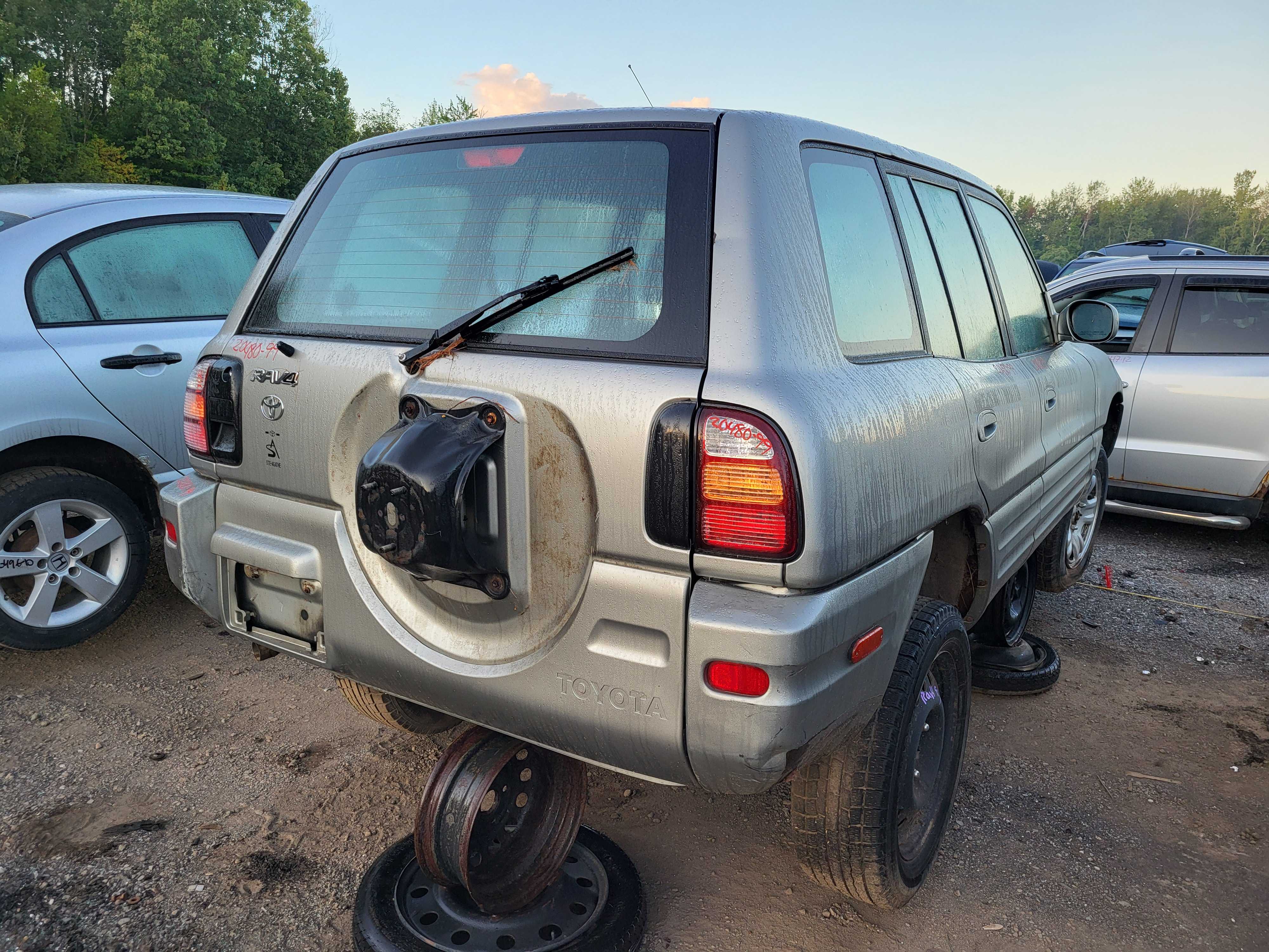 TOYOTA RAV4 1999
