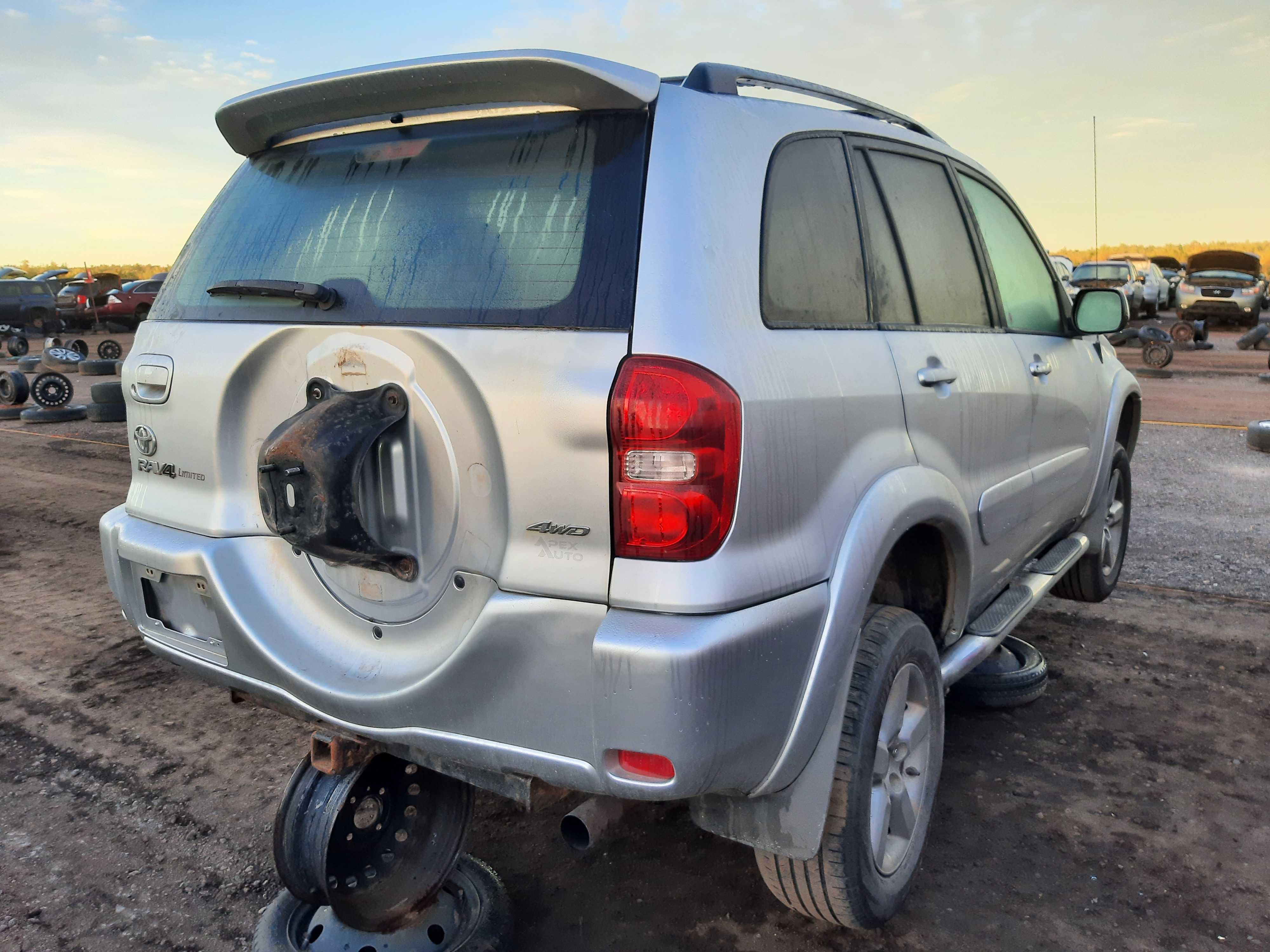 TOYOTA RAV4 2004