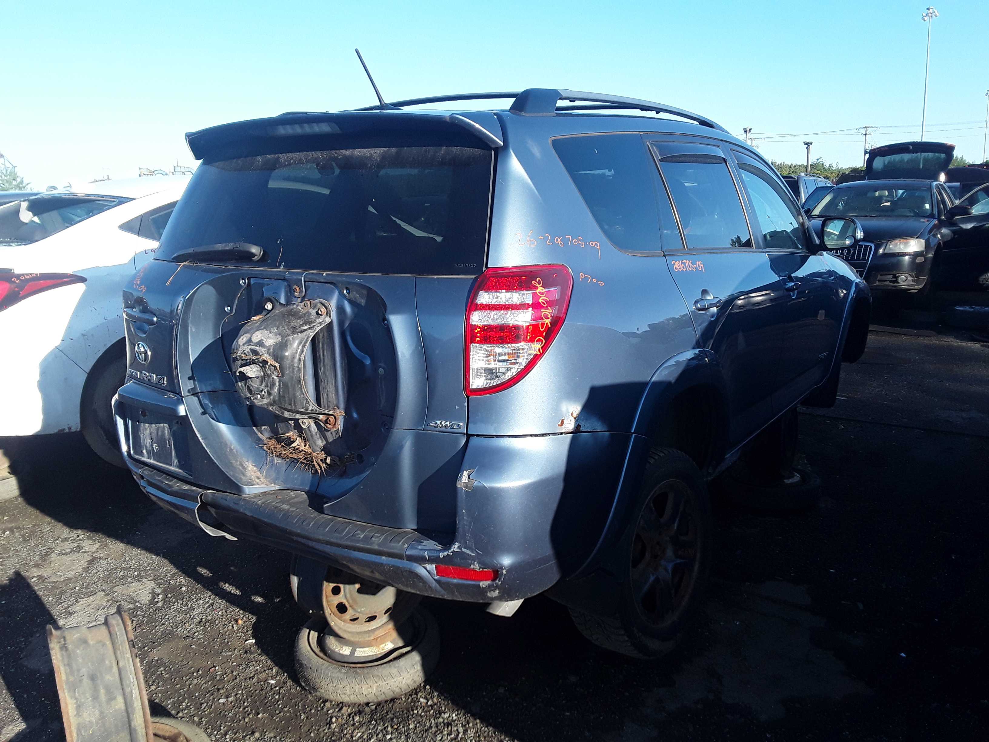 TOYOTA RAV4 2009